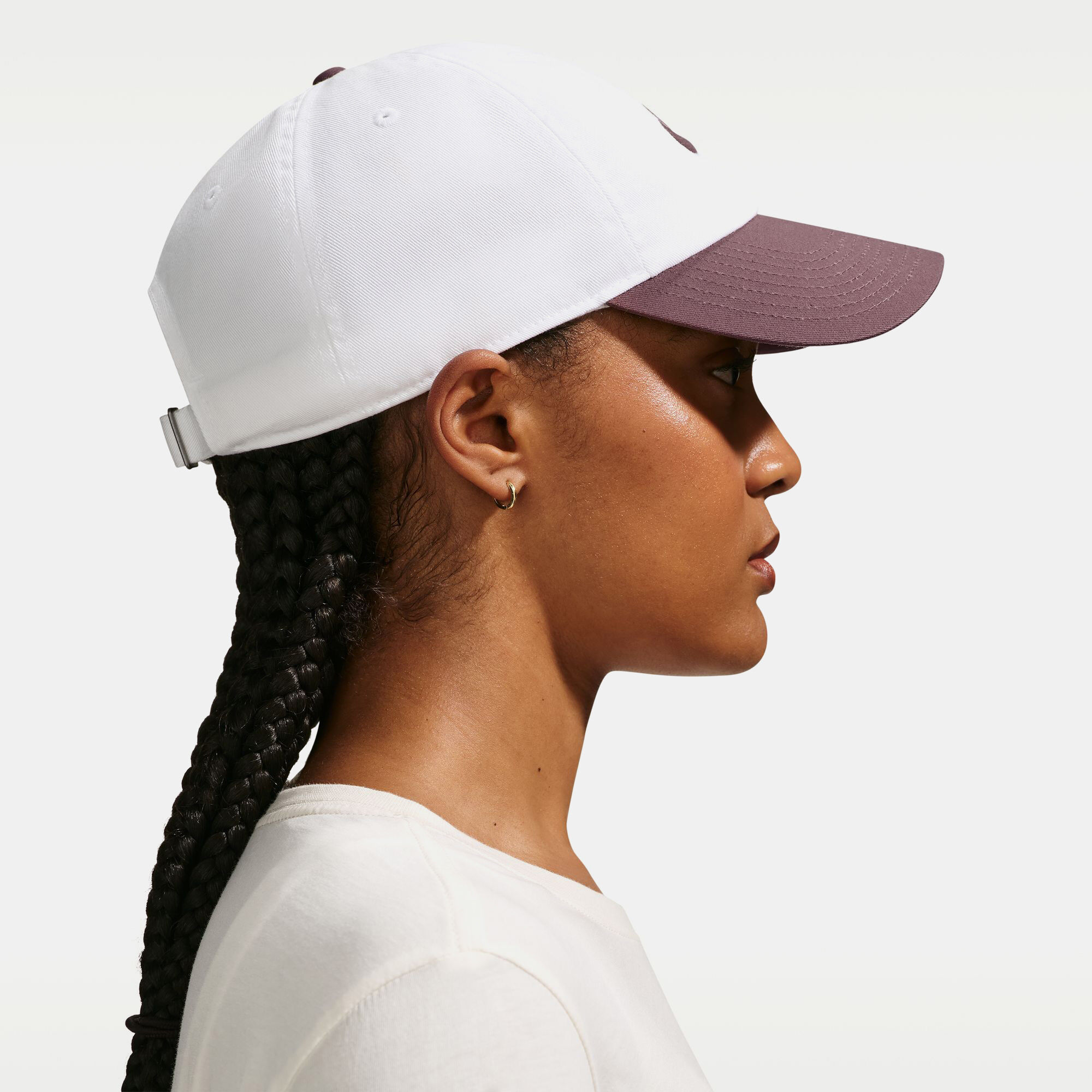 نايكي كلوب image number 5