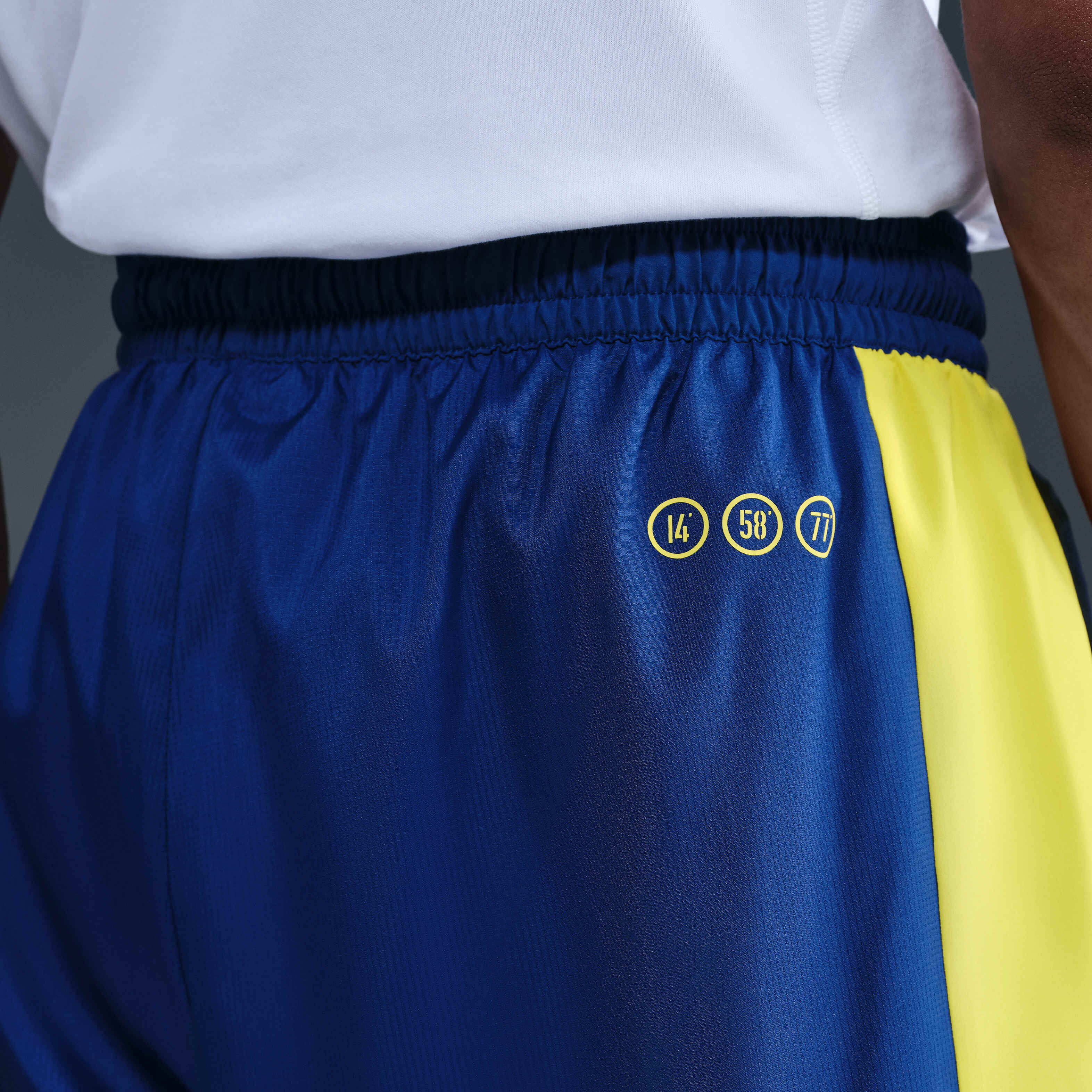 برشلونة ستارتينج 5 فورث image number 2