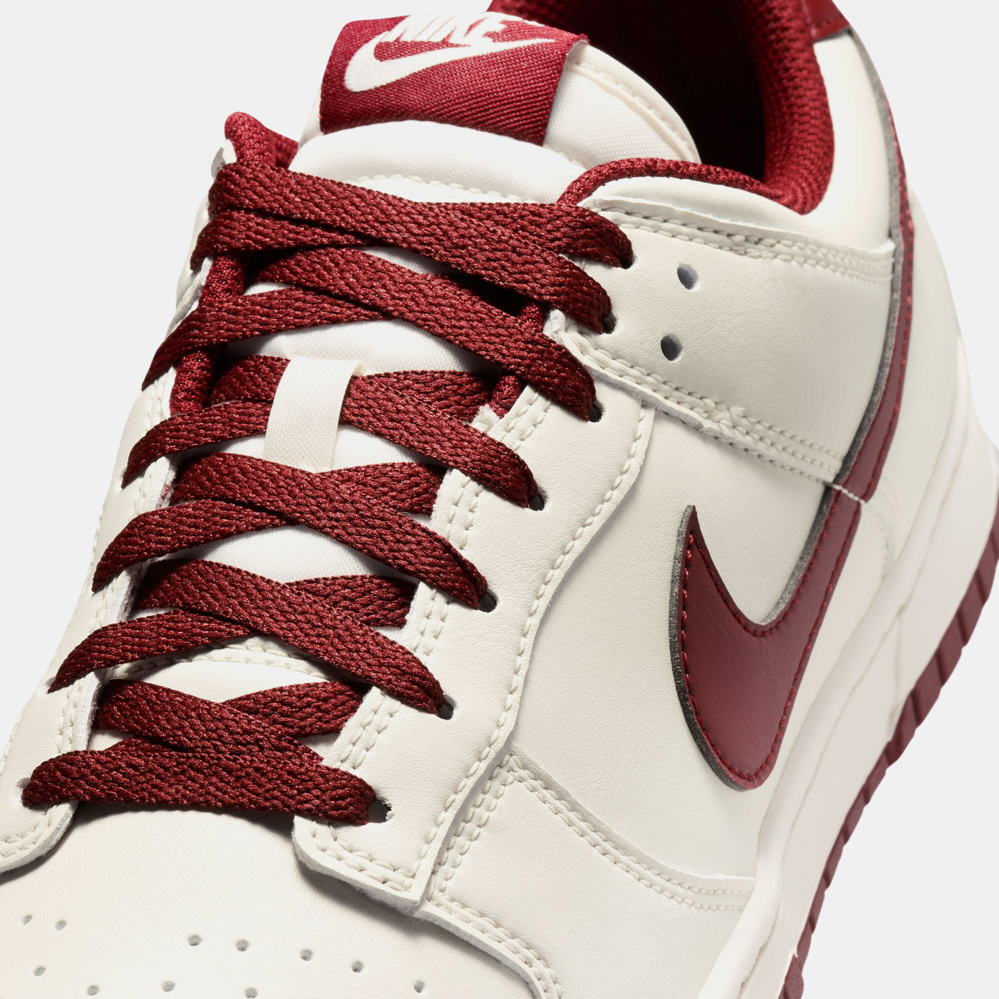 Nike Dunk Low Retro image number 9