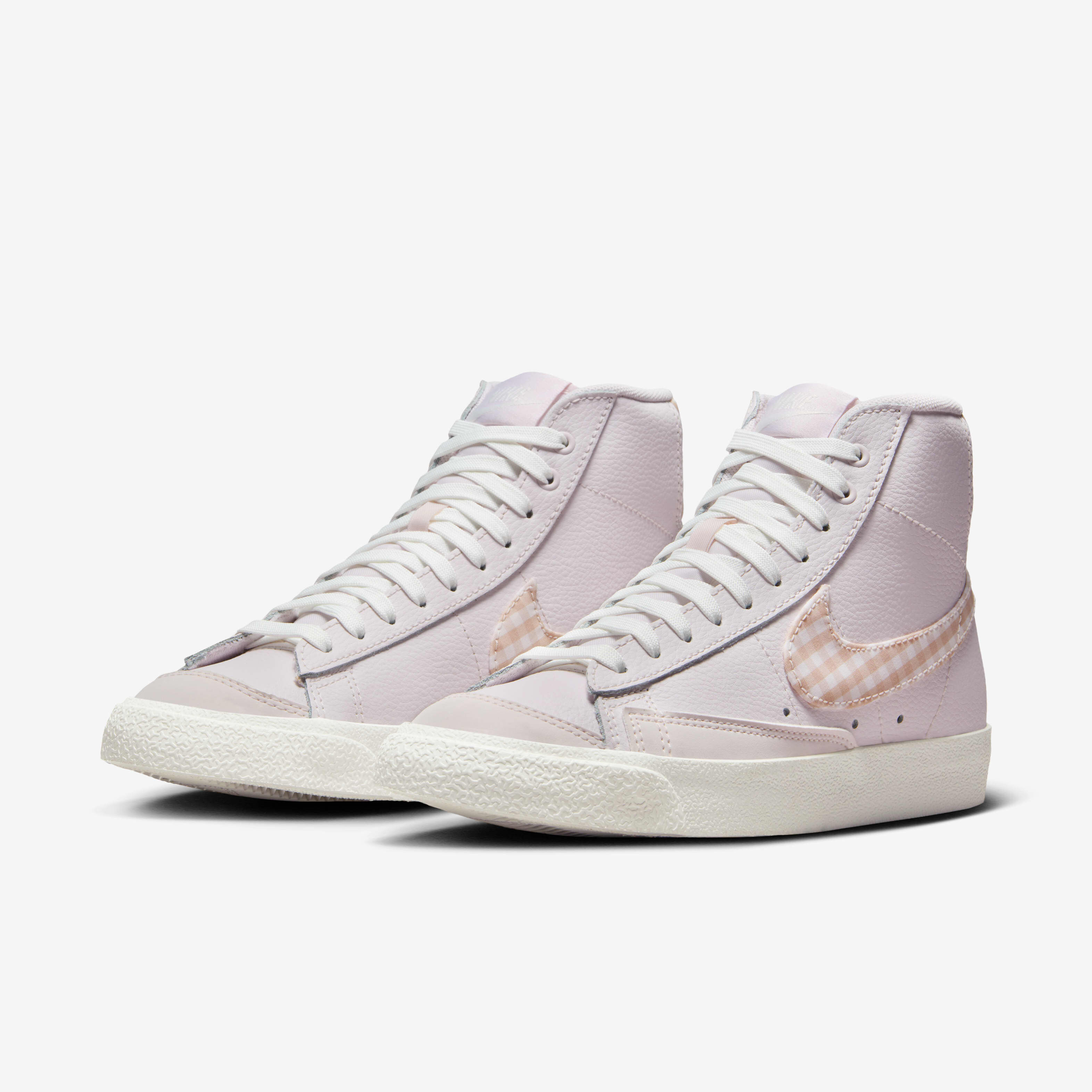 Nike Blazer Mid '77 image number 4