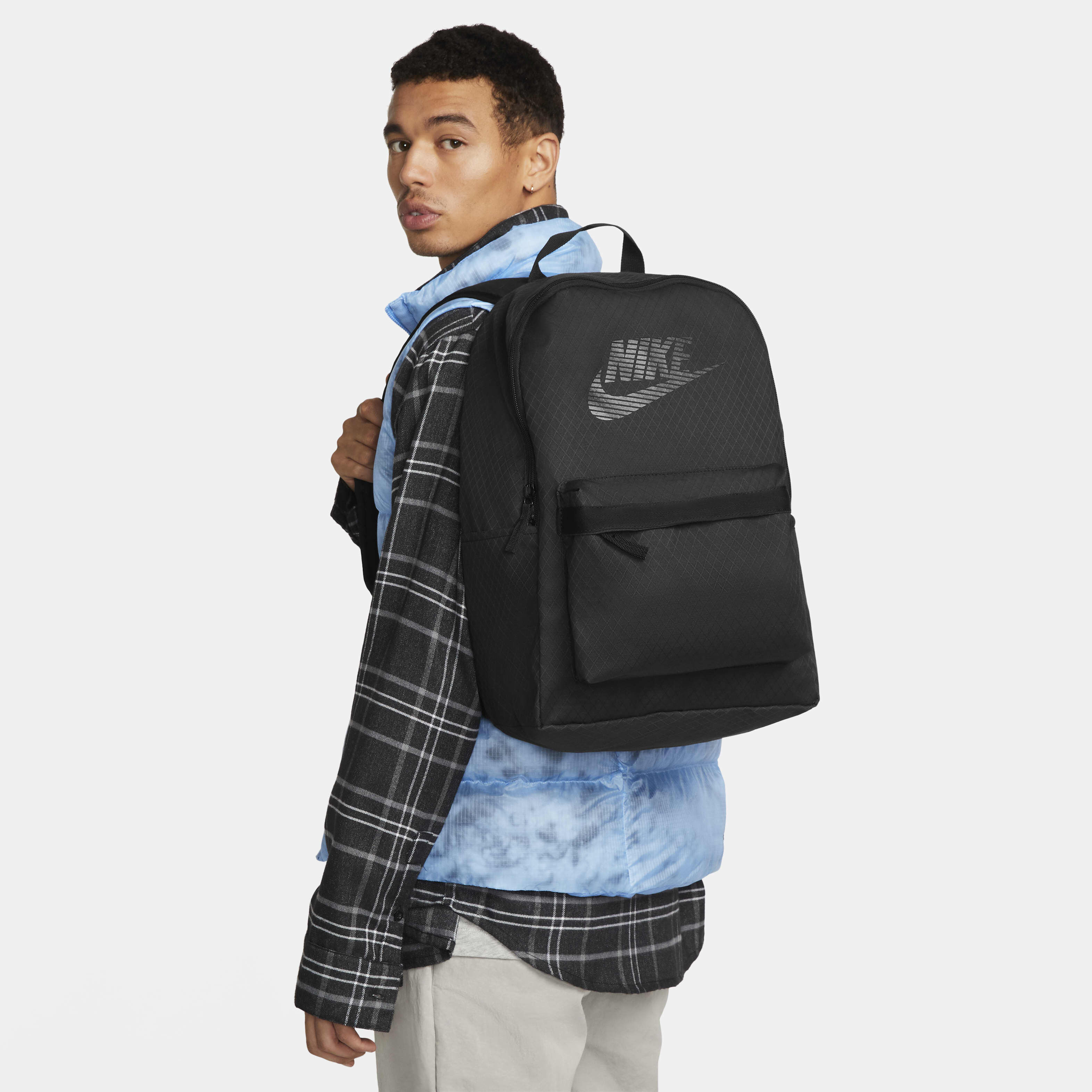Nike Heritage image number 0