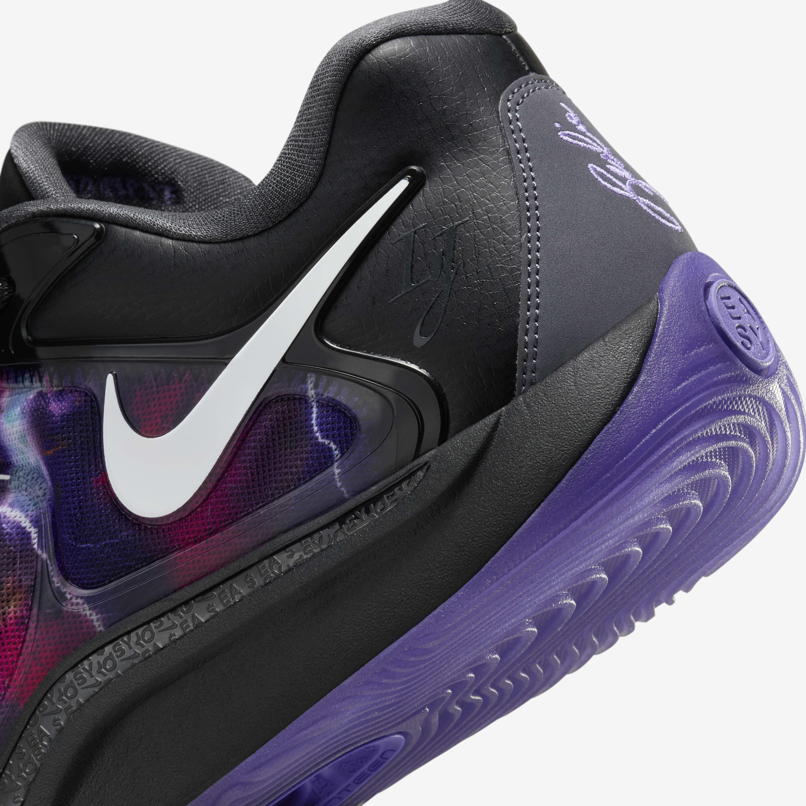 basketball shoes black and purple