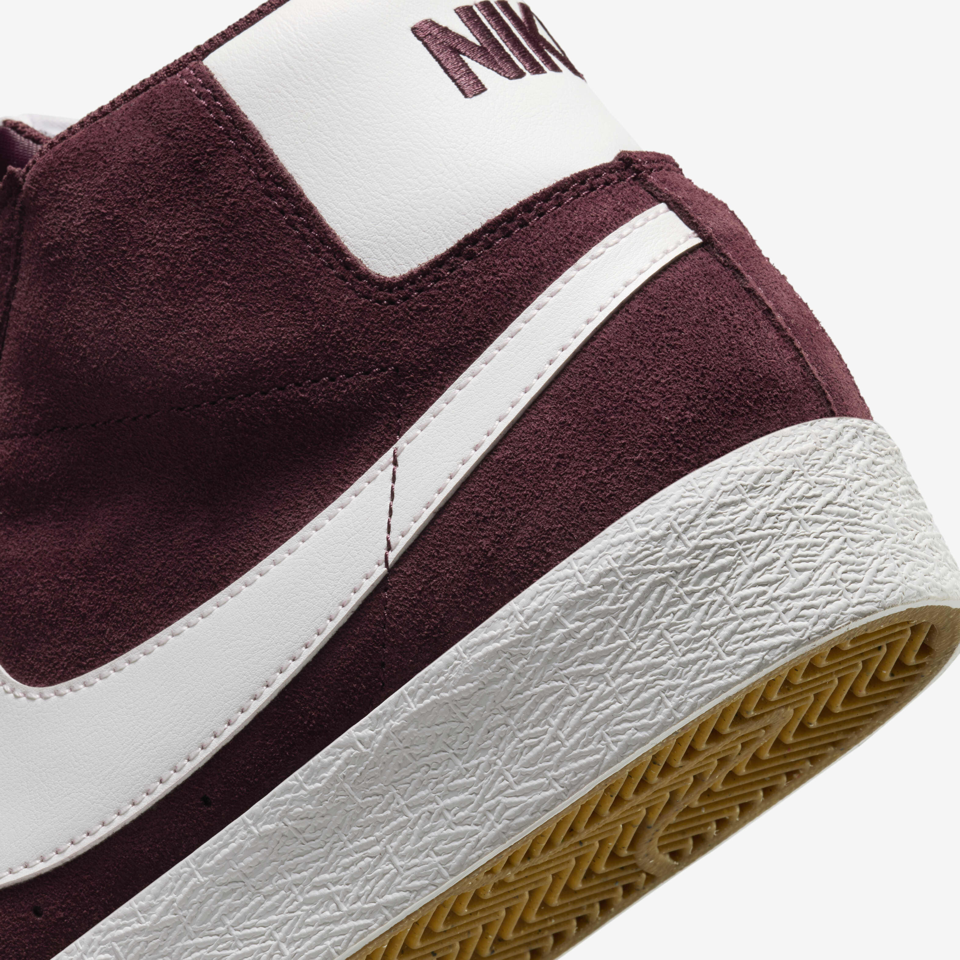 Nike blazer vintage burgundy discount