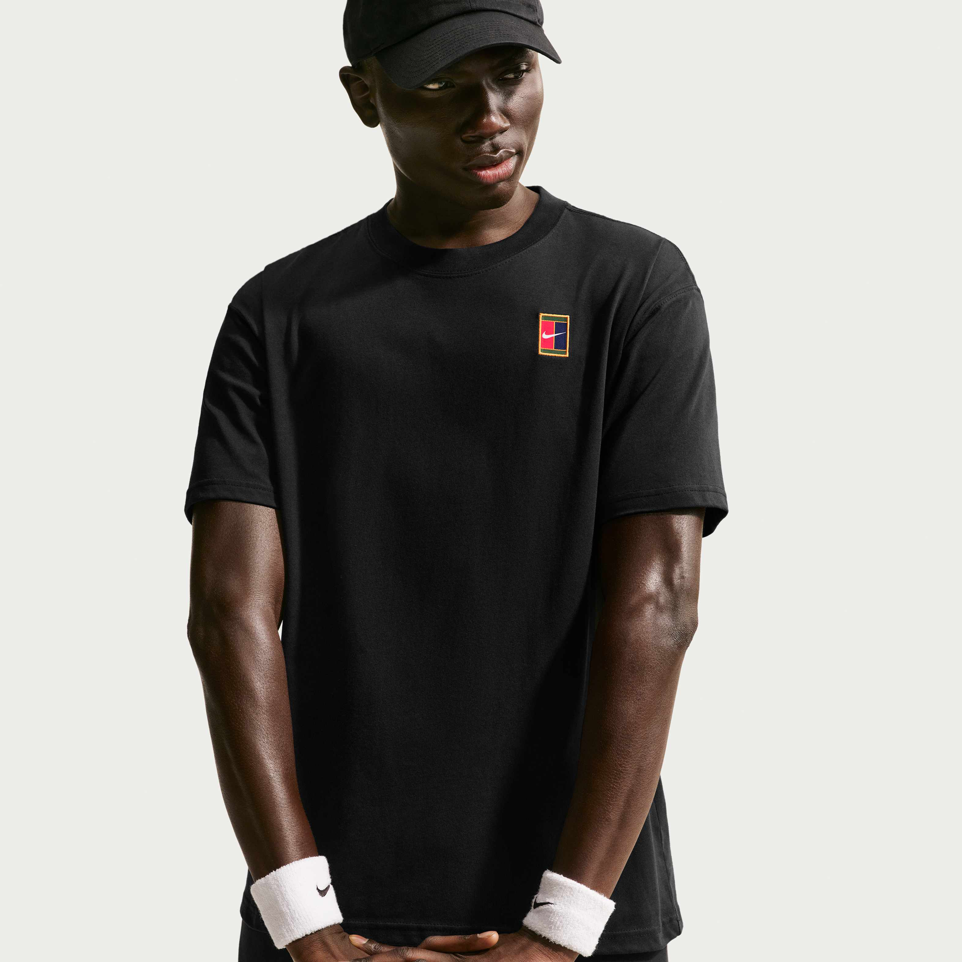 NikeCourt image number 2
