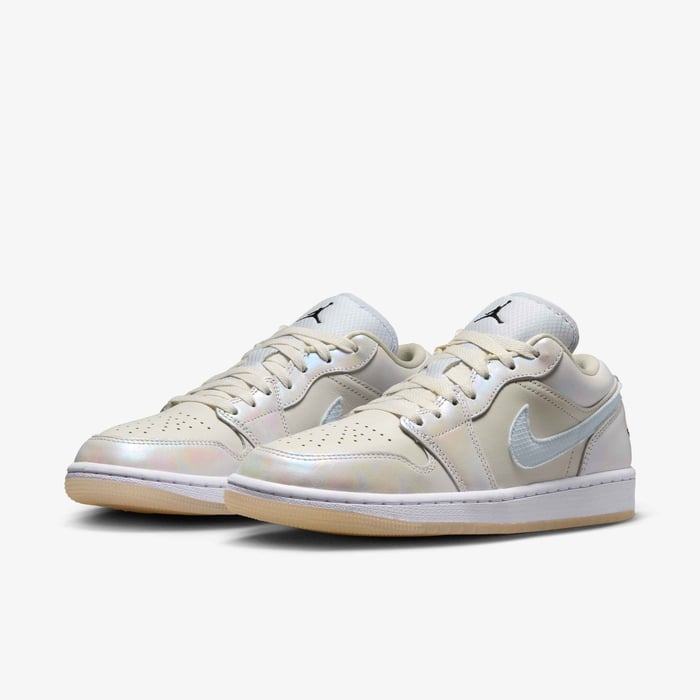 Air Jordan 1 Low SE 'LNY' image number 4 Air Jordan 1 Low SE 'LNY' image number 4