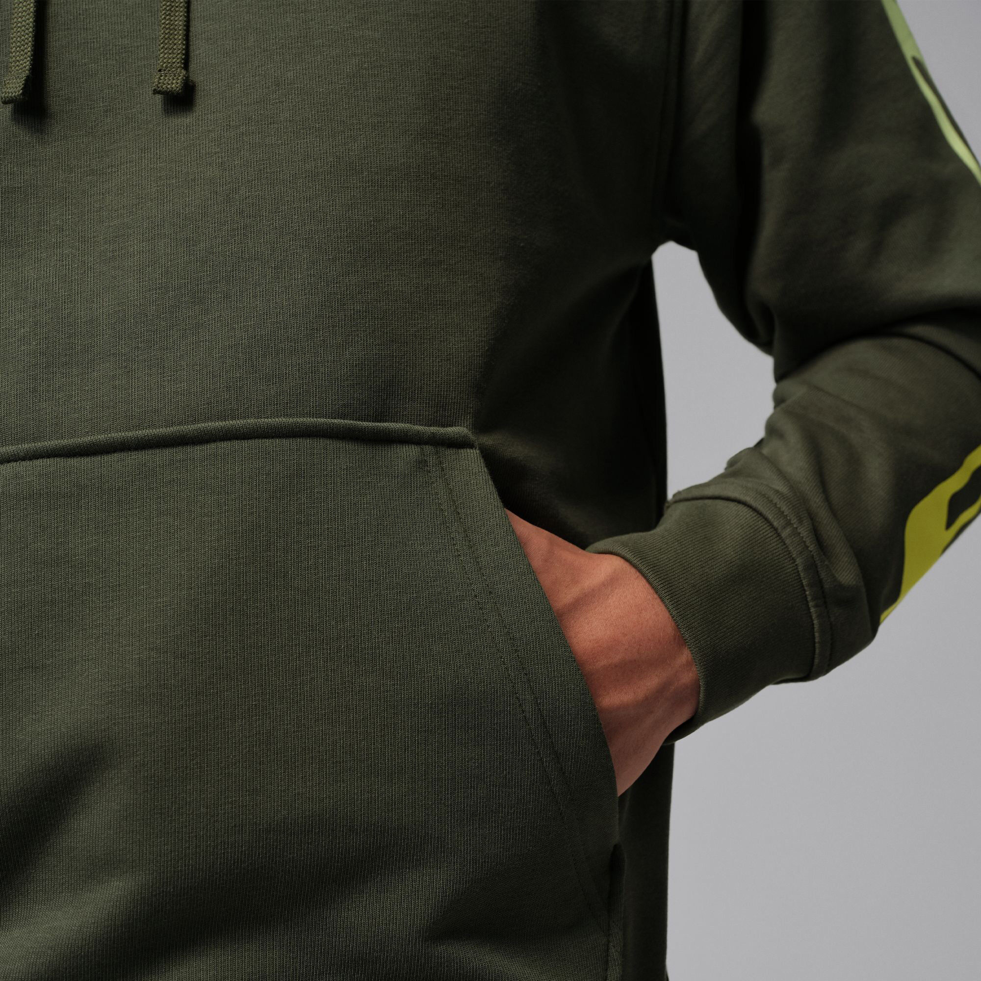 Jordan Sport Crossover image number 3