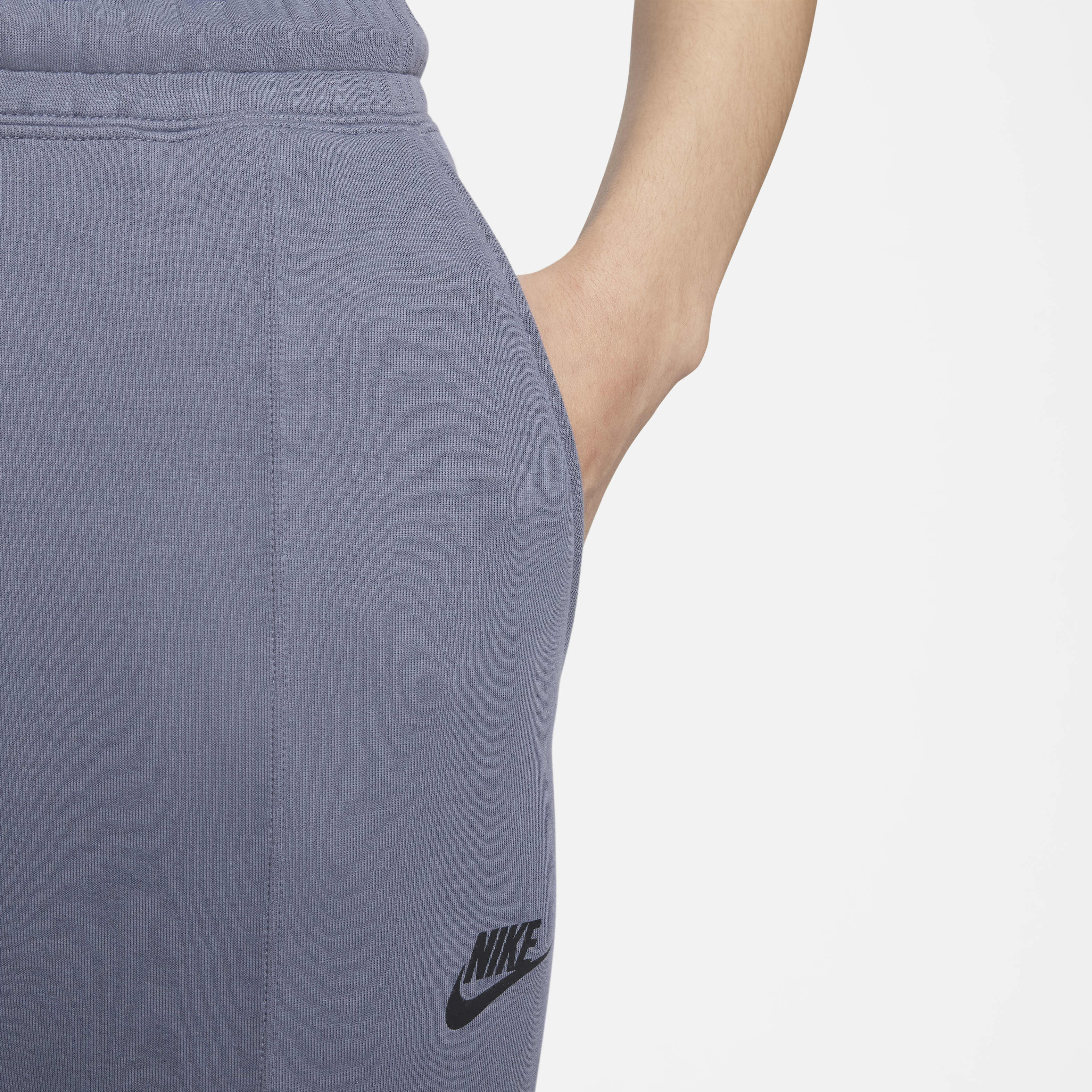 Nike Sportswear Tech Fleece image number 3