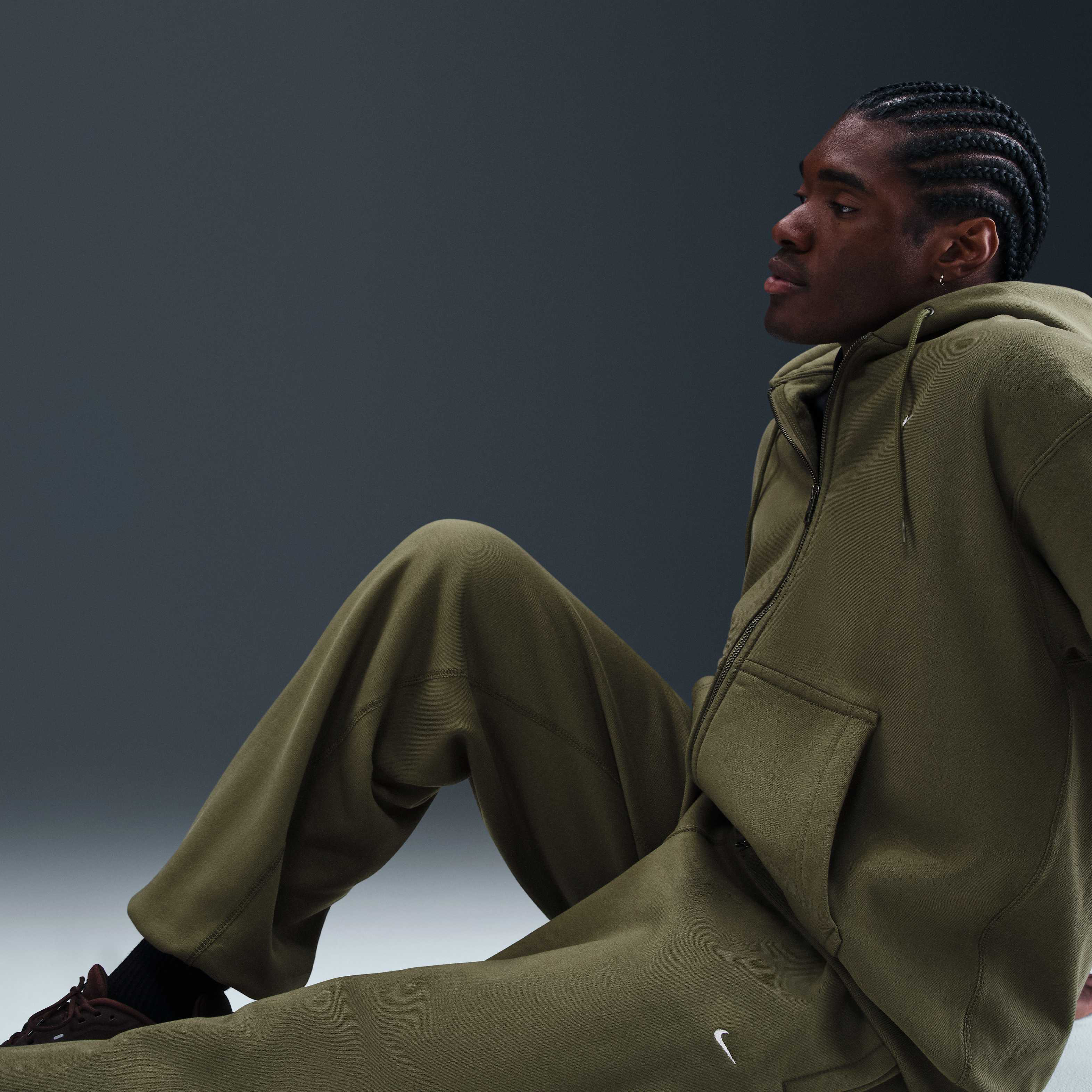 نايكي سولو سووش image number 4