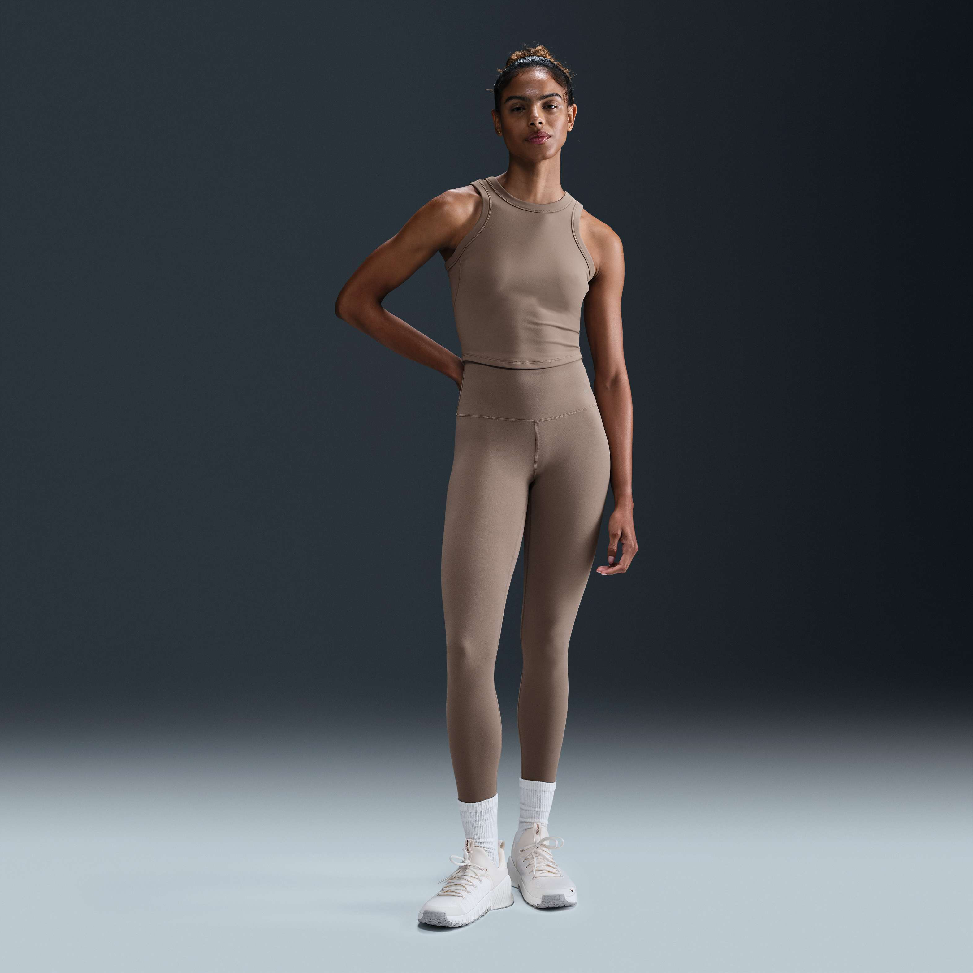 نايكي ون فيتد image number 3