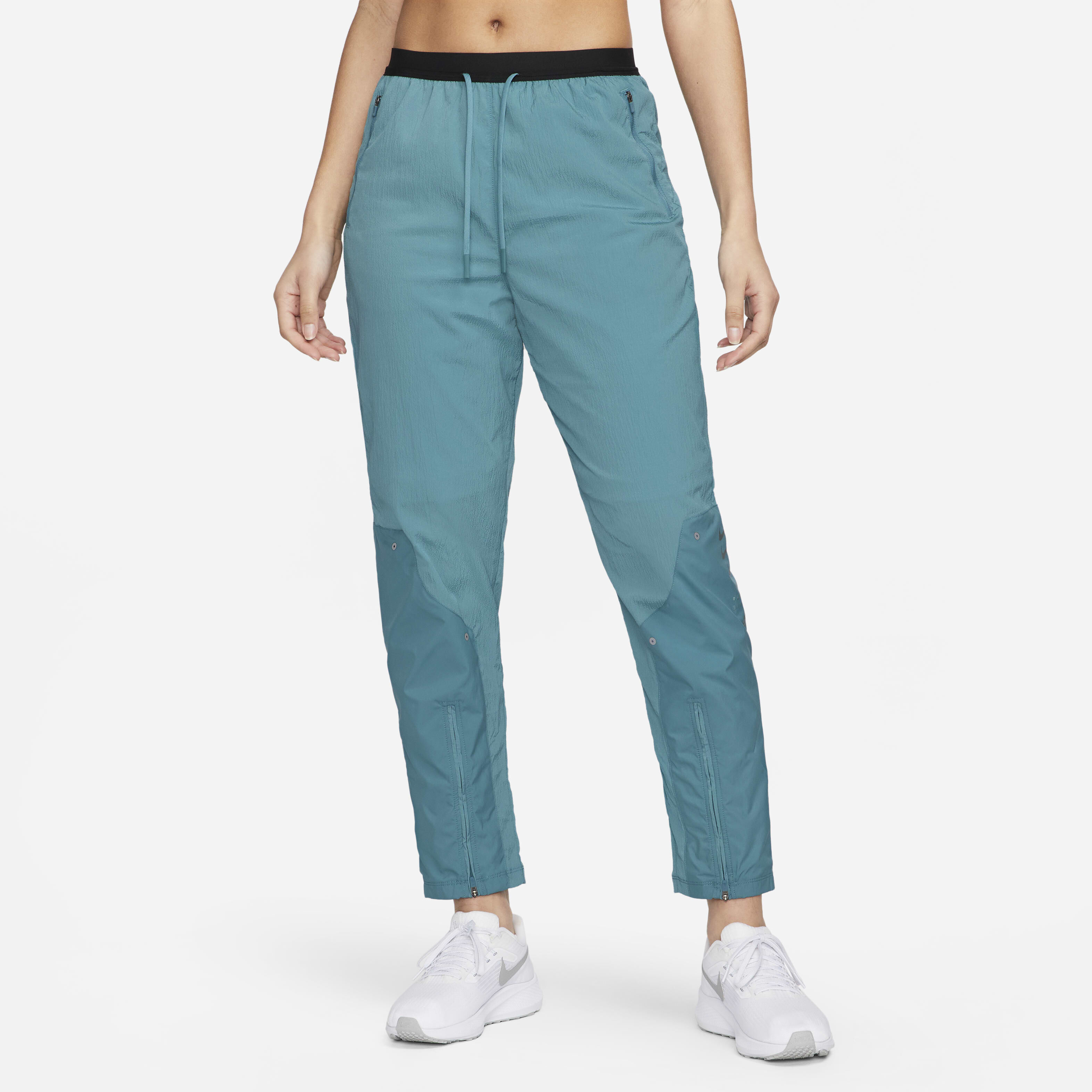 Nike Therma-FIT Run Division image number 0