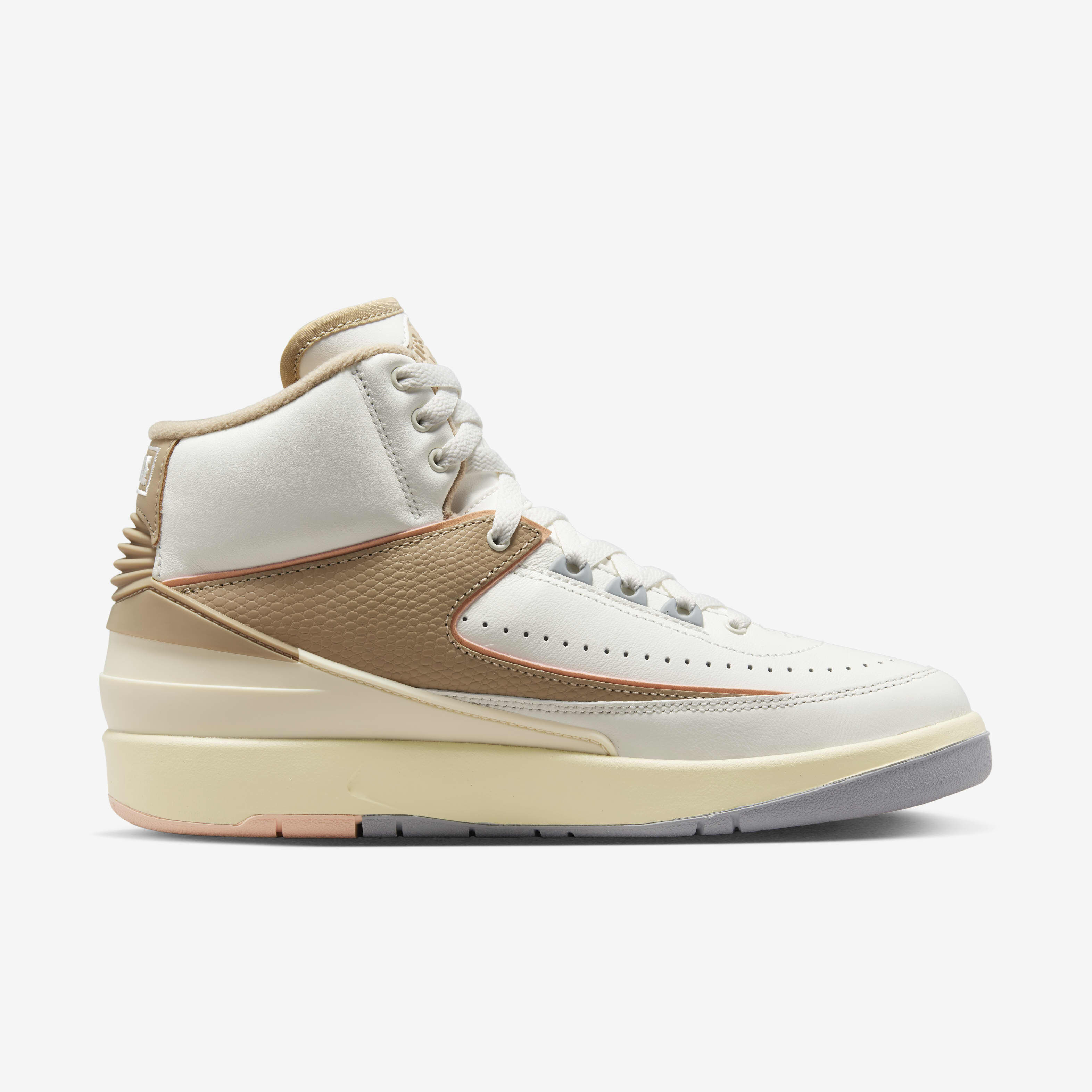 Air Jordan 2 Retro image number 2