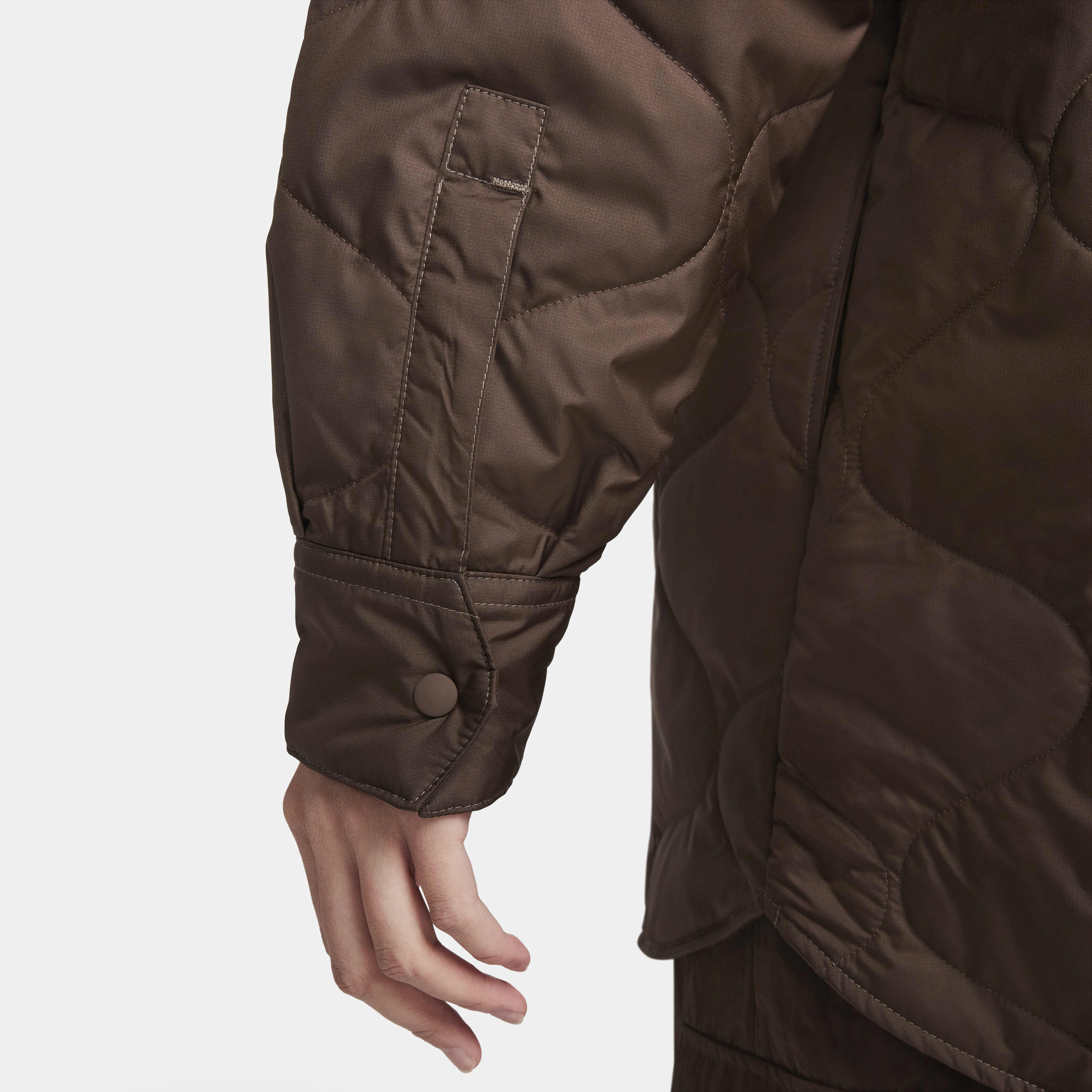 نايكي سبورتسوير ايسنشال image number 4