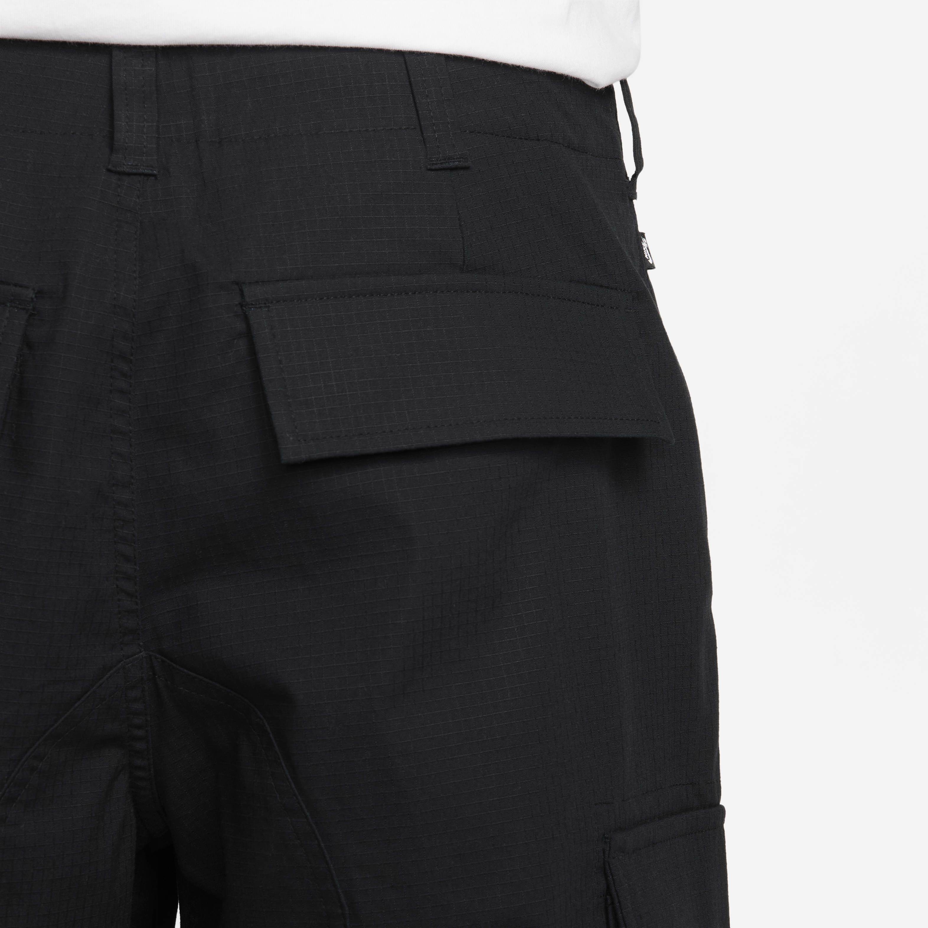 Buy Nike SB Kearny Men s Cargo Skate Trousers Nike Kuwait Official