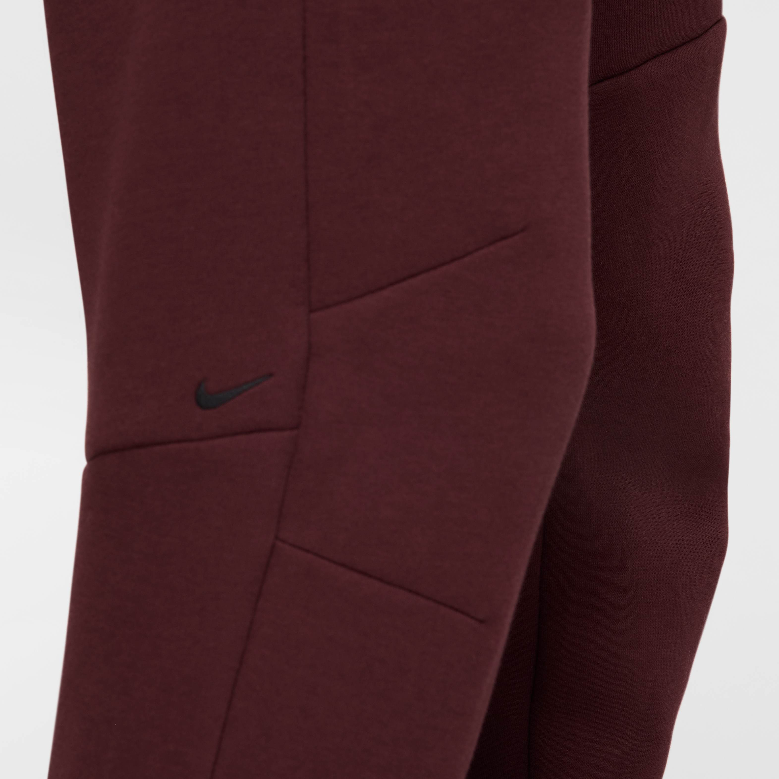 Nike Tech image number 5