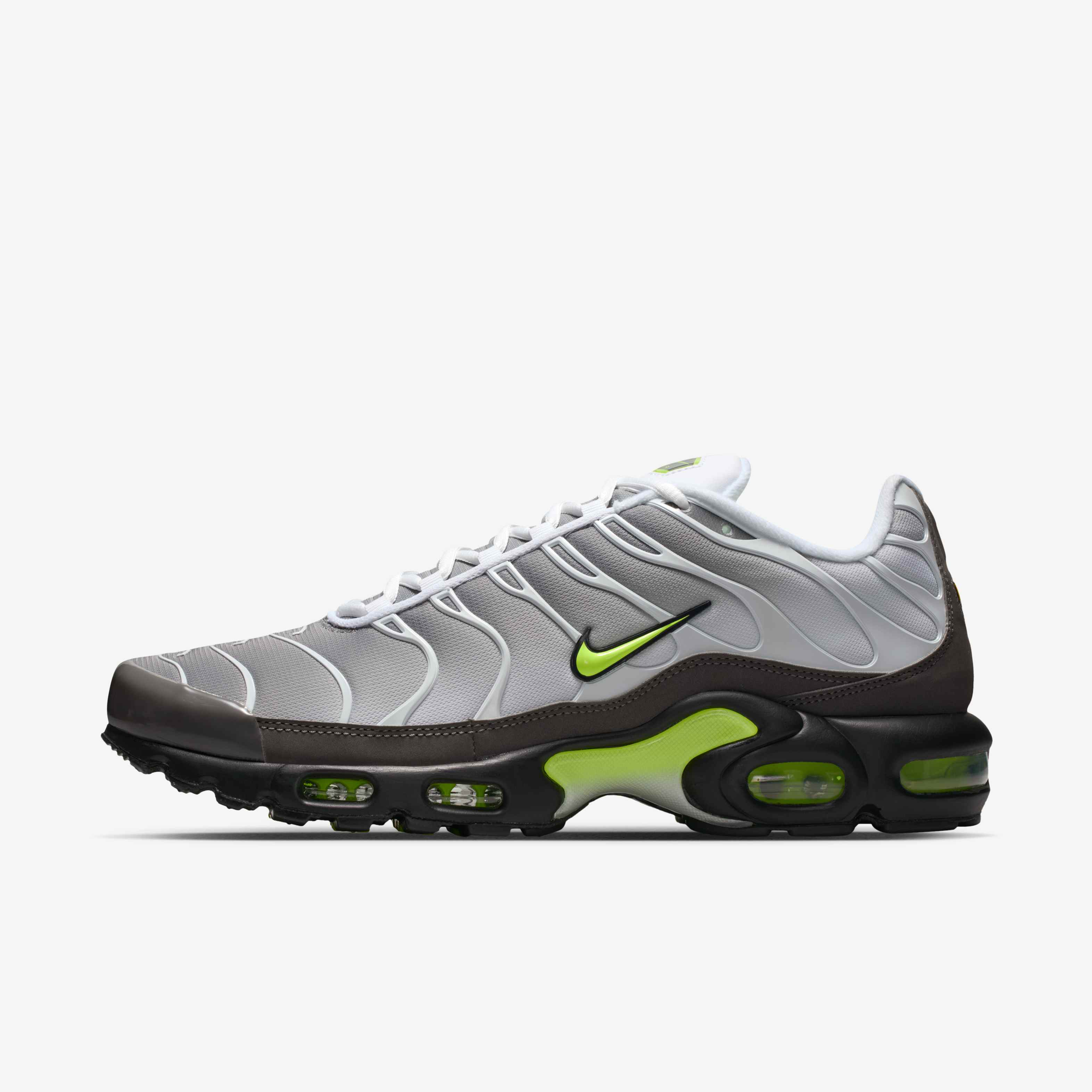 Nike Air Max Plus image number 0