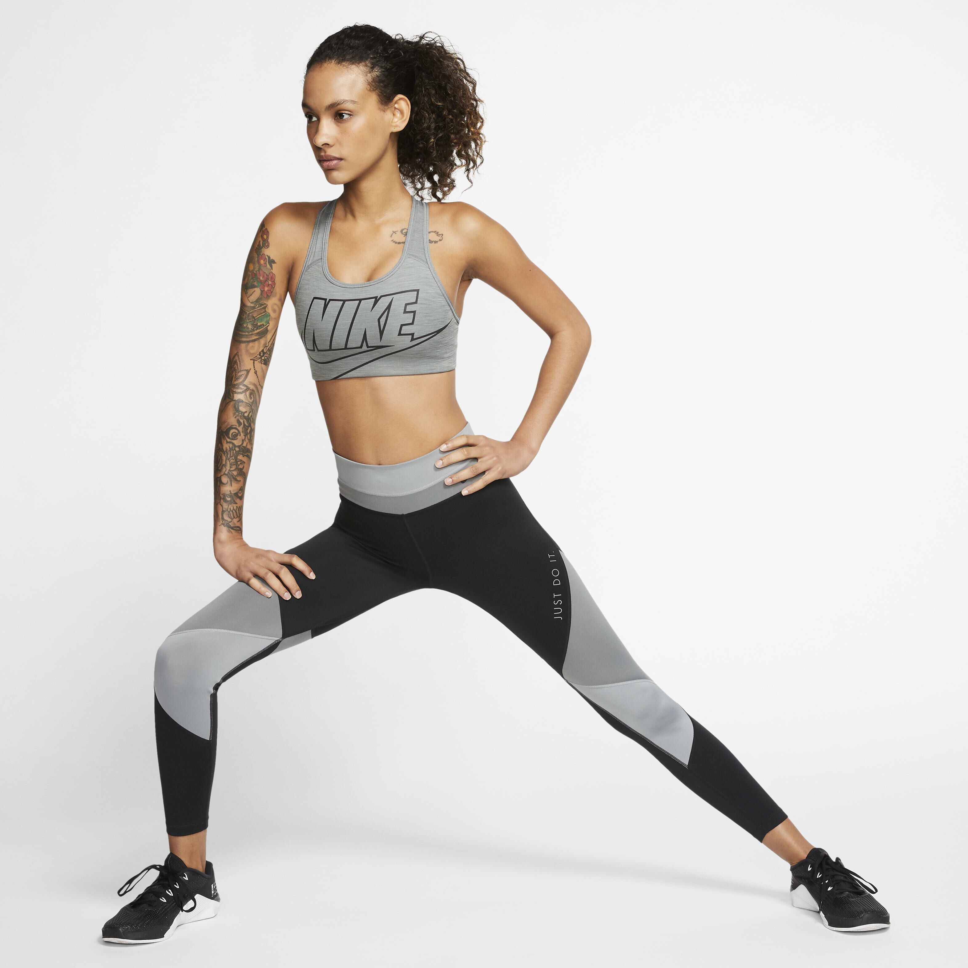 Nike Swoosh image number 4
