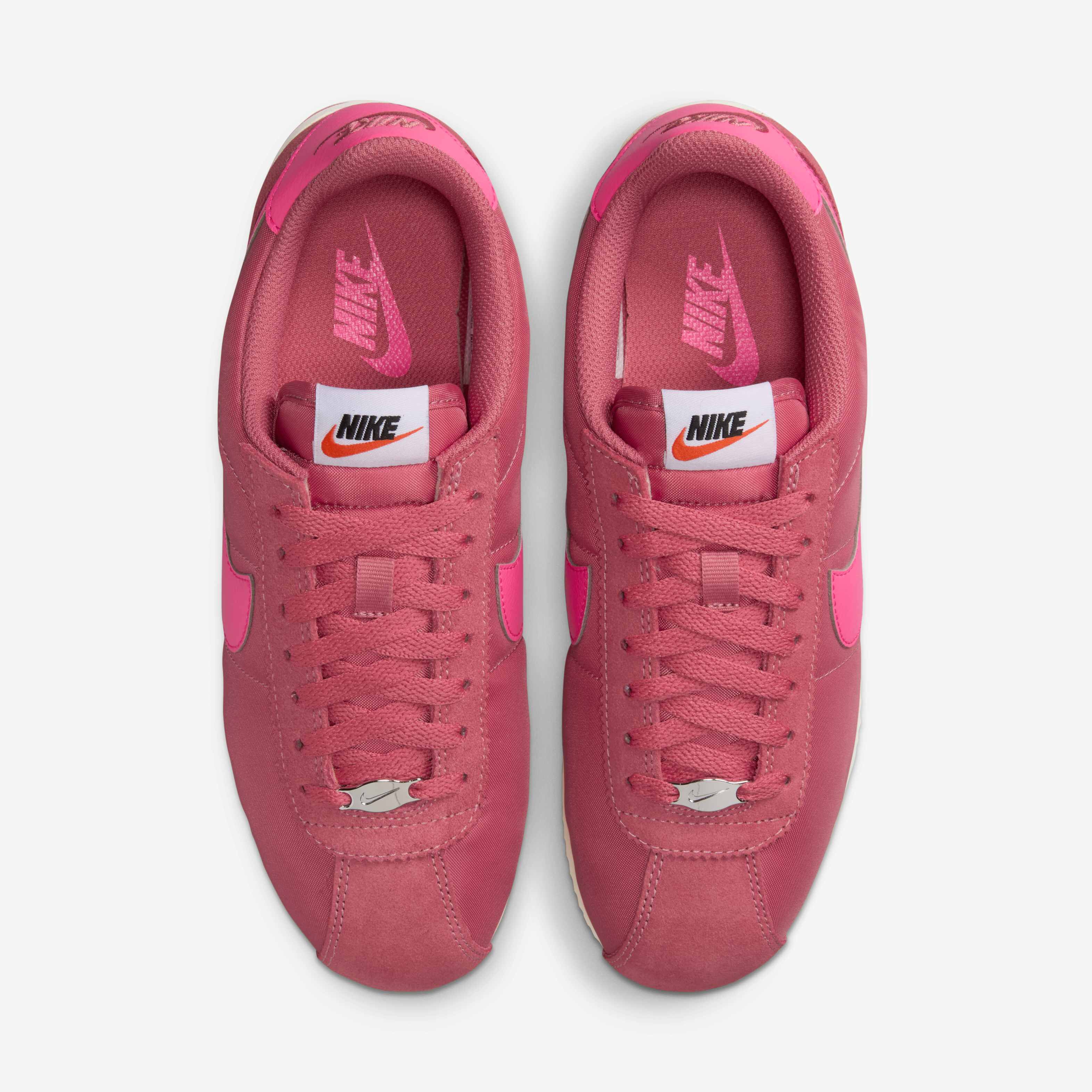 Nike Cortez Textile image number 3