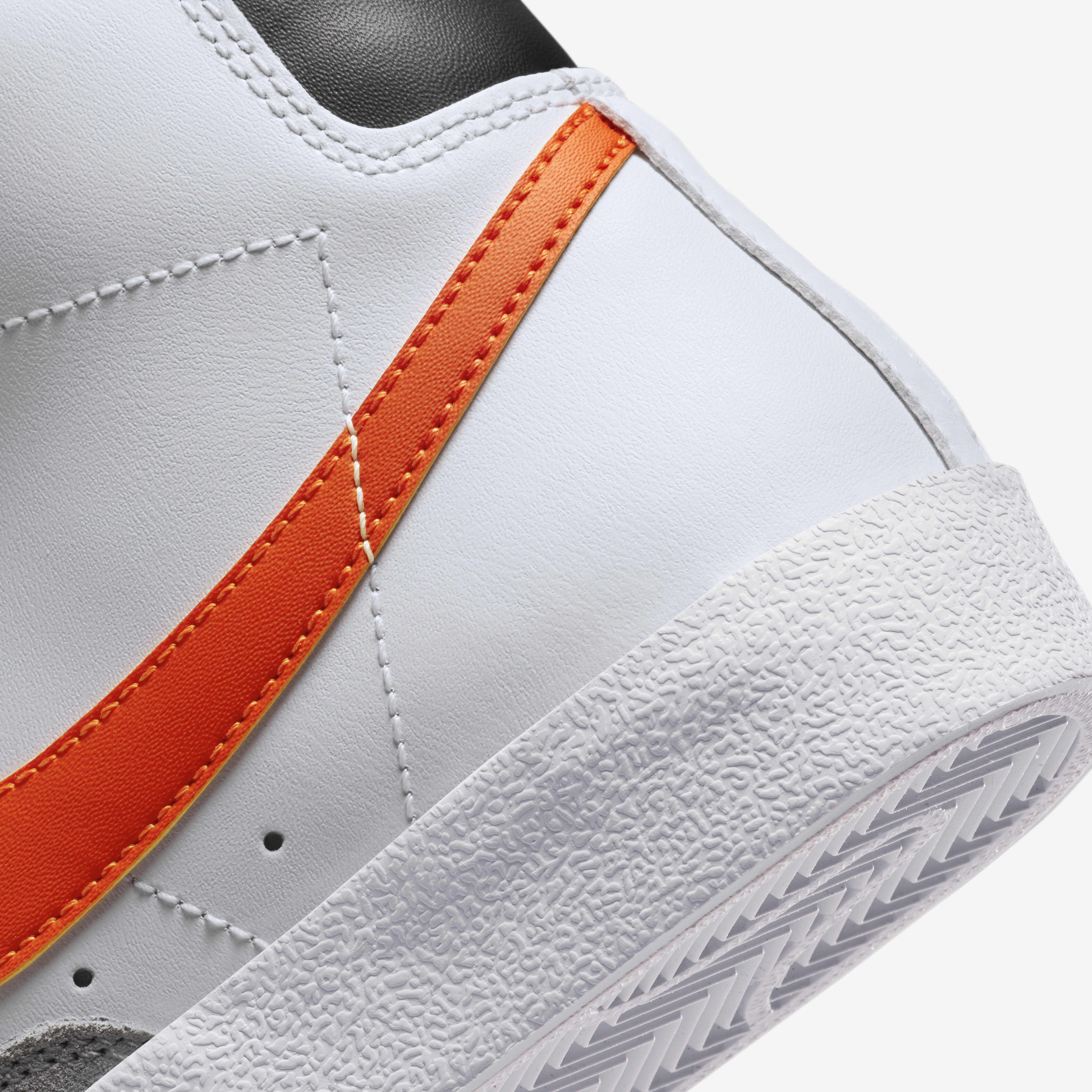 نايكي بليزر ميد '77 image number 7