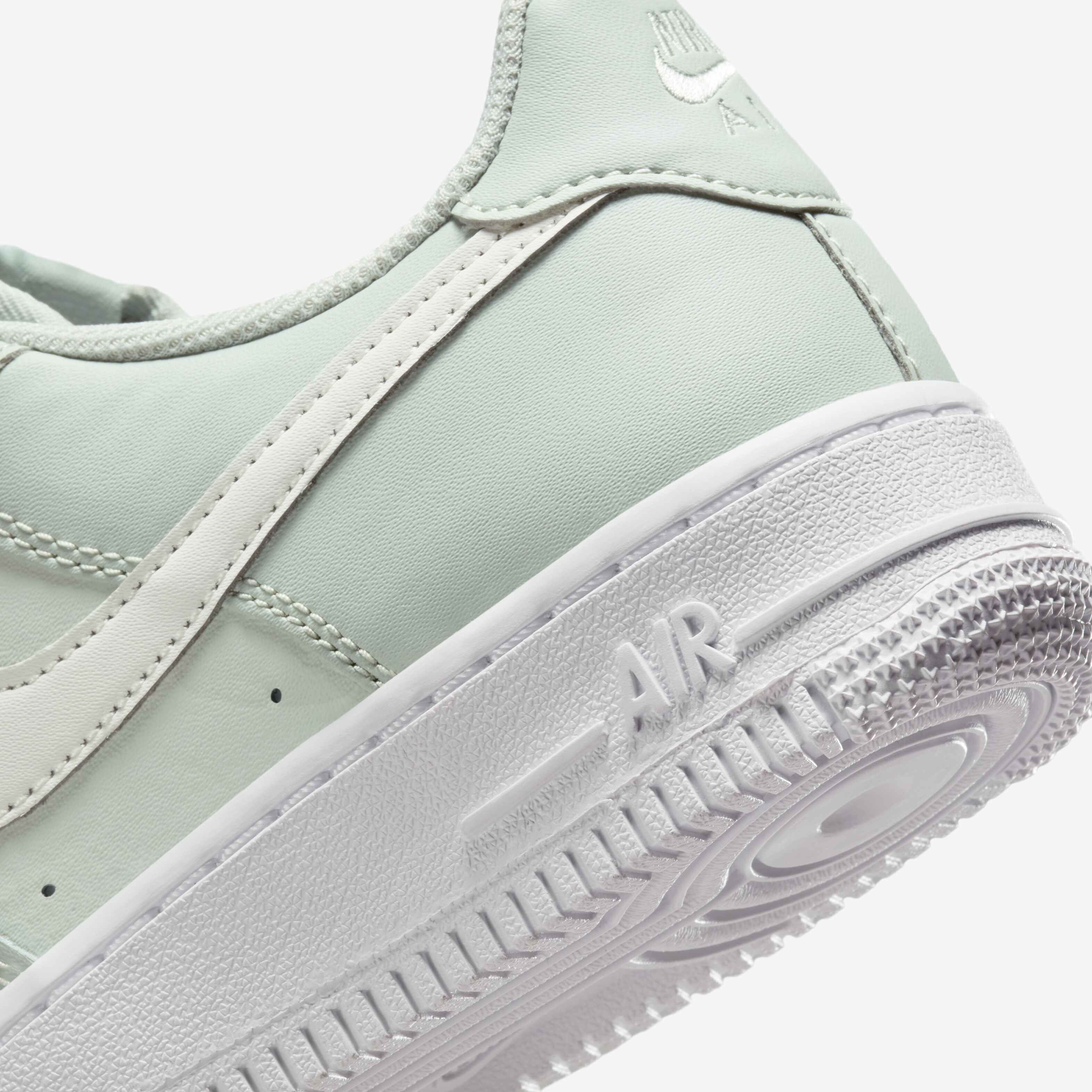 Nike Air Force 1 image number 7