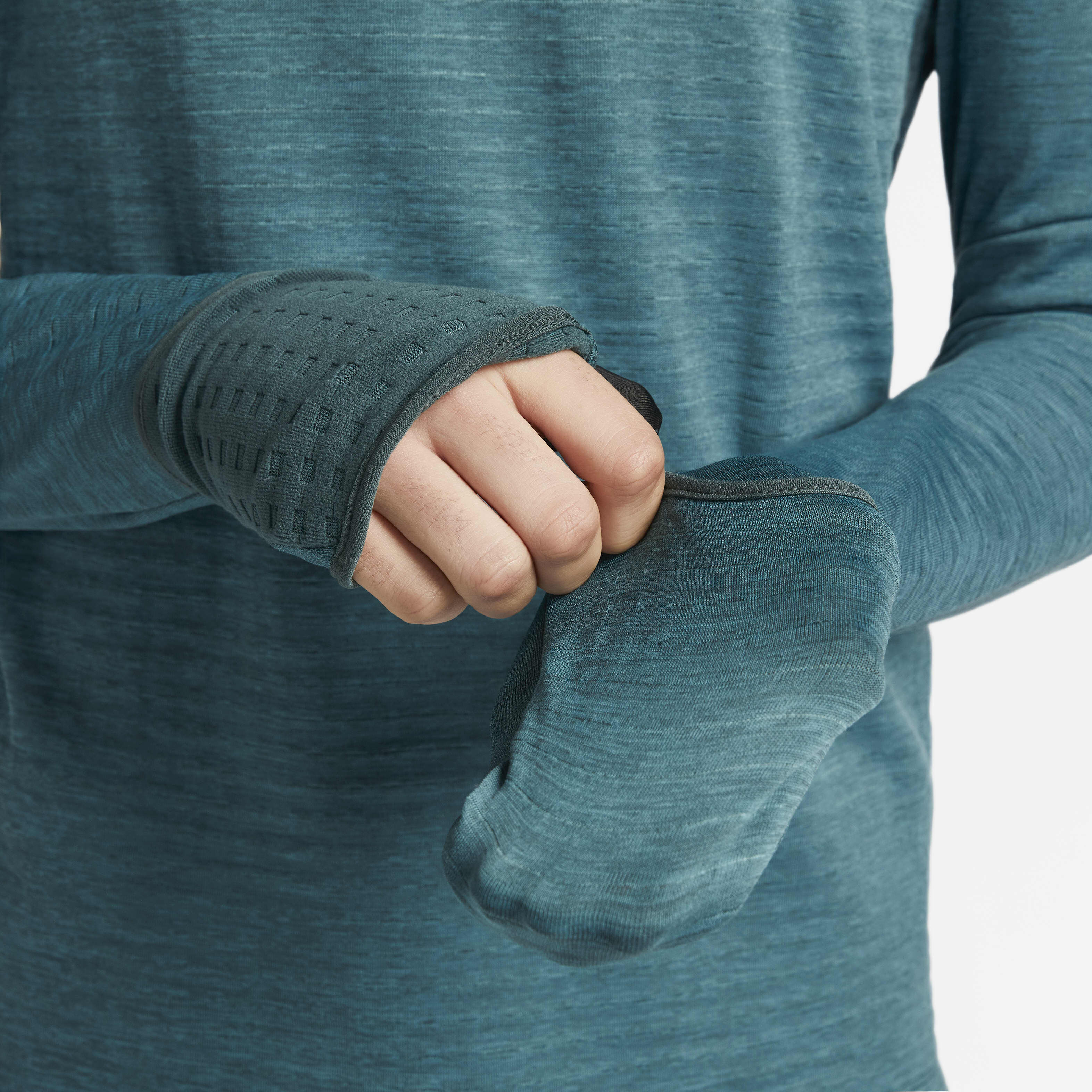 Nike Therma-FIT Repel image number 4