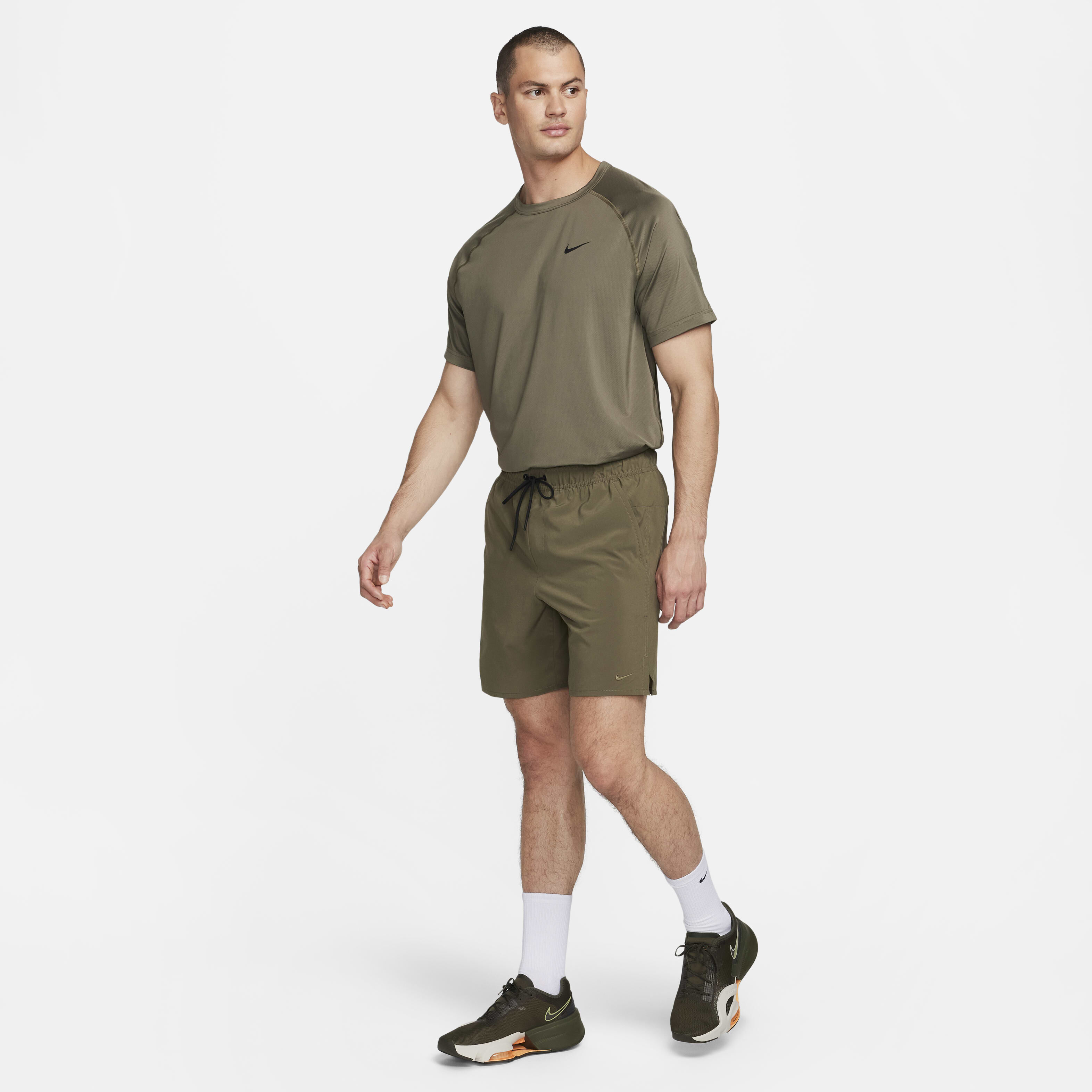 نايكي انليميتد image number 5