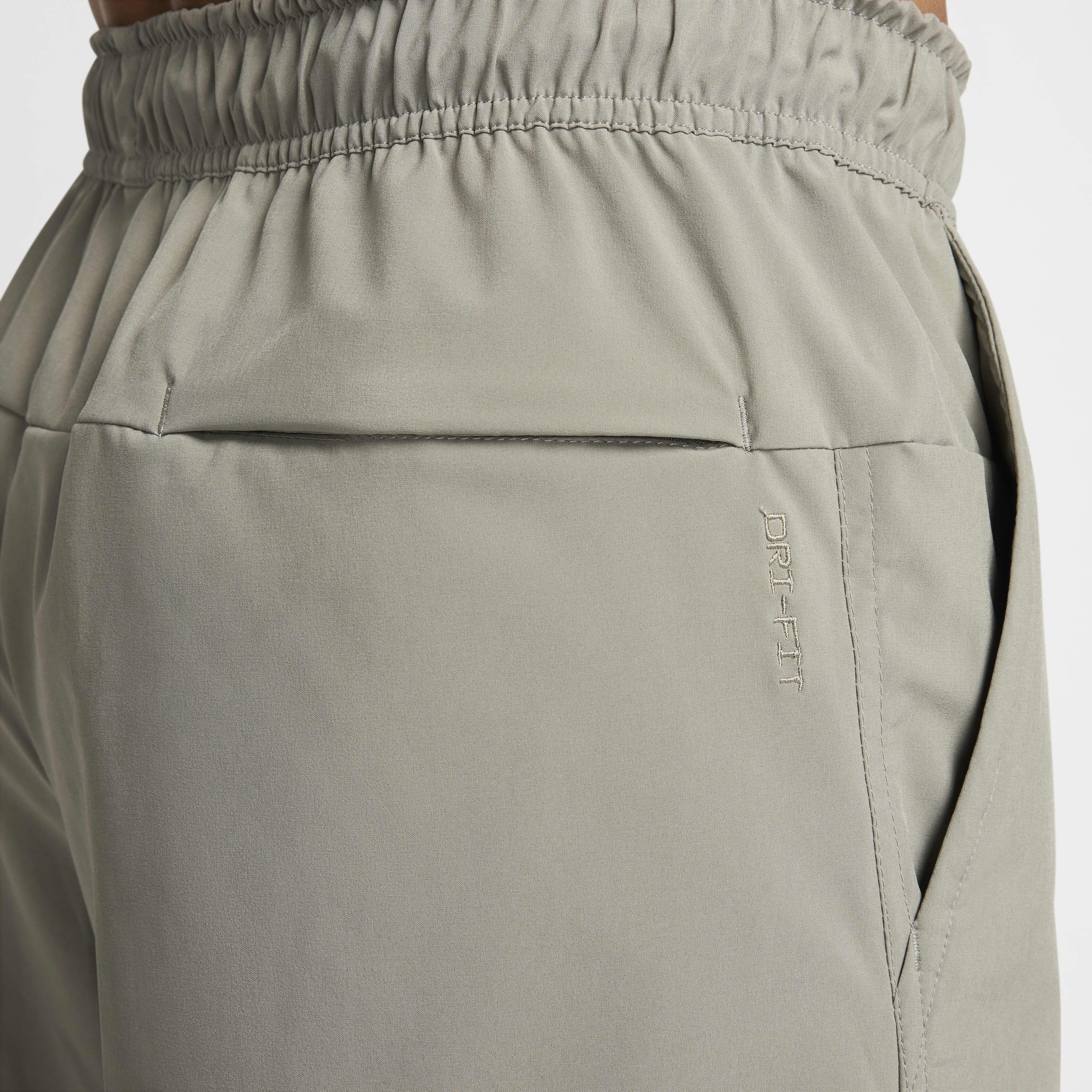 نايكي انليميتد سووش image number 4