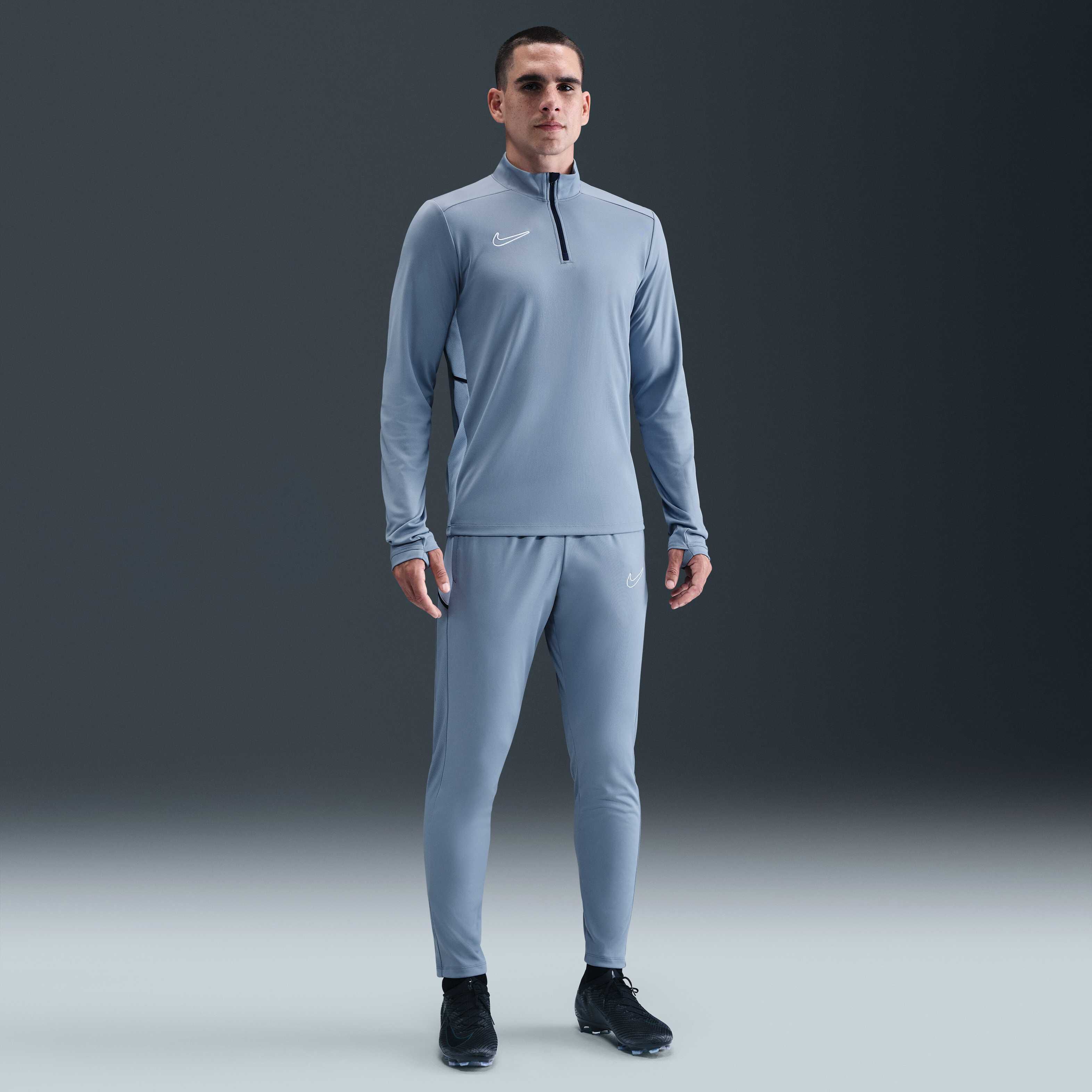 Nike Academy image number 3