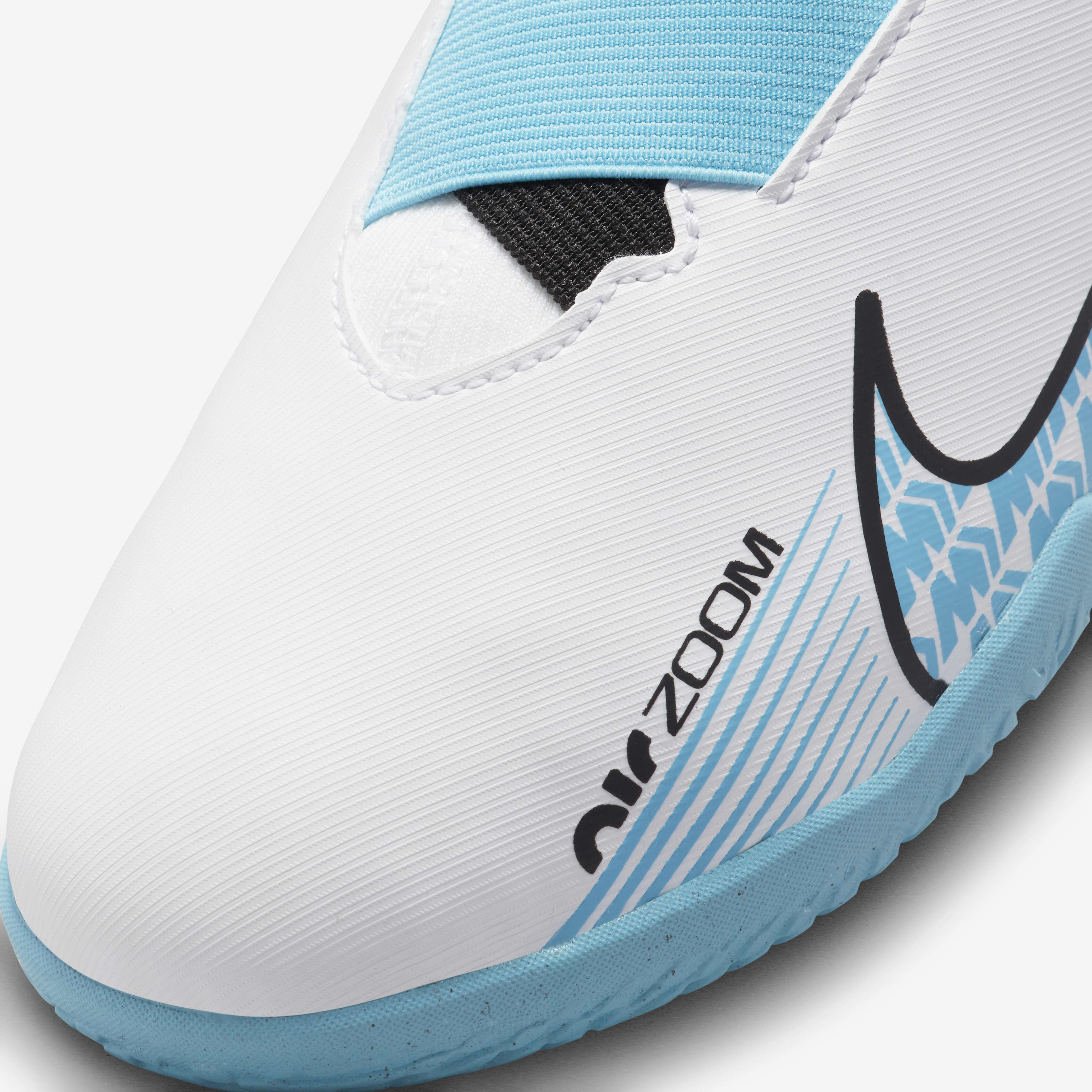Nike Jr. Mercurial Vapor 15 Academy image number 6