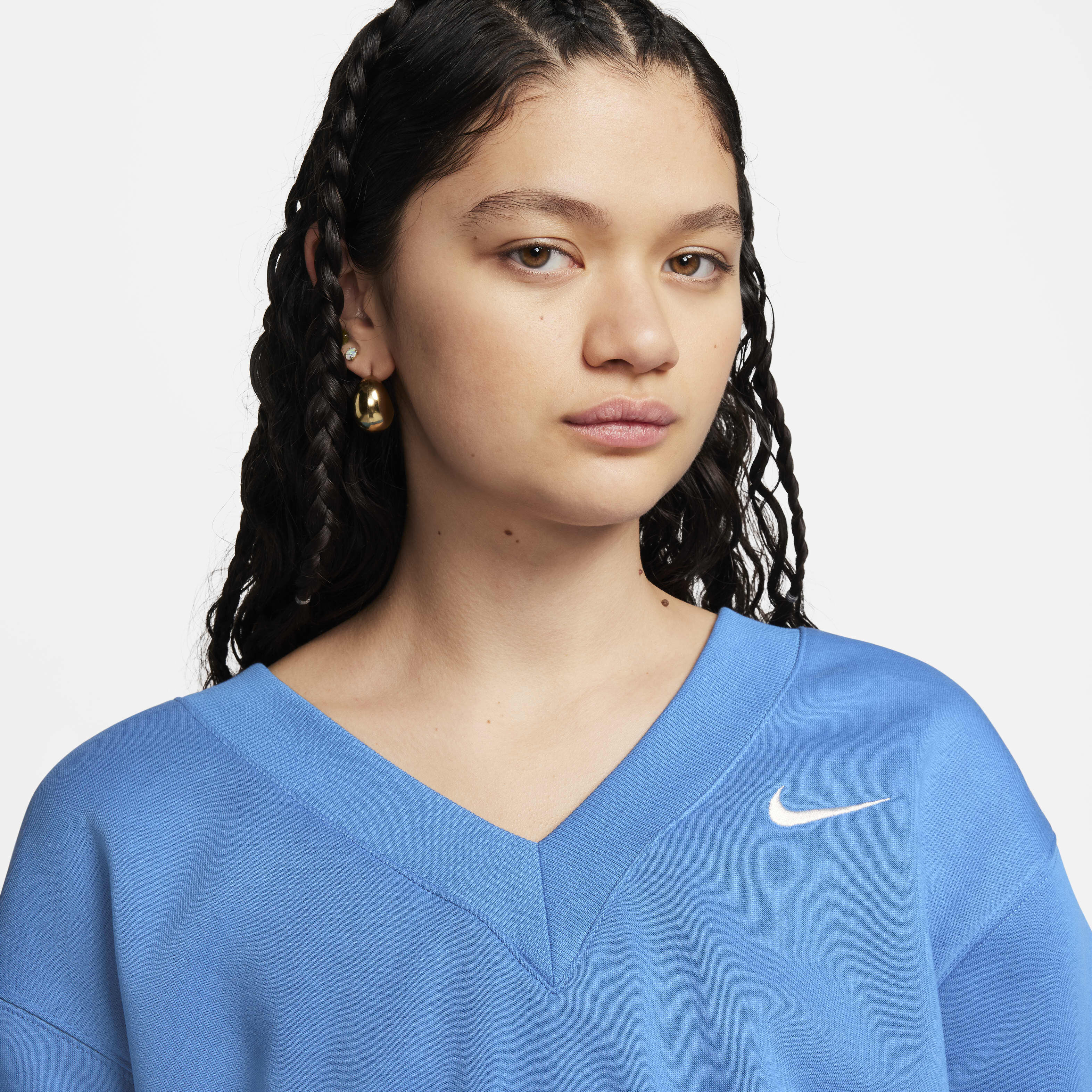 v neck nike sweatshirt