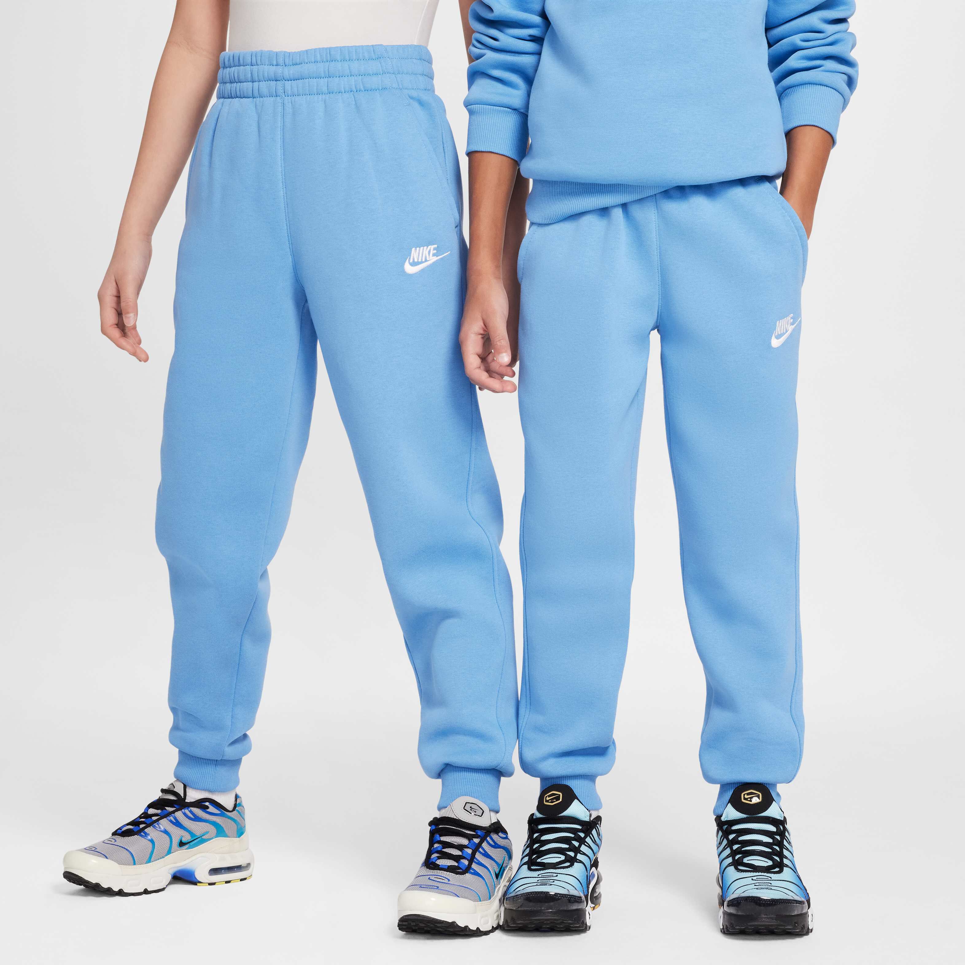 Buy Nike Sportswear Club Fleece Older Kids' Joggers - Blue