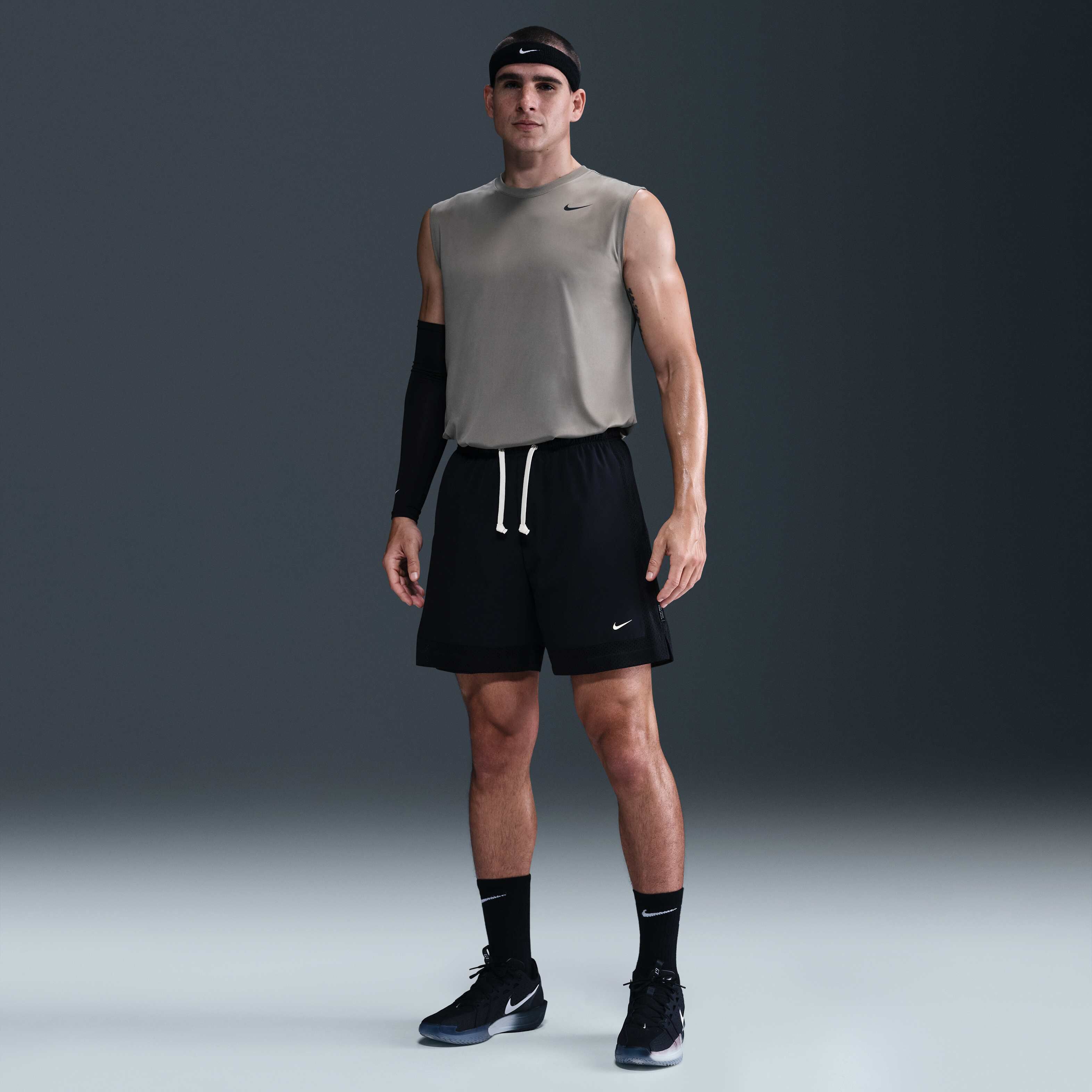 Nike image number 0