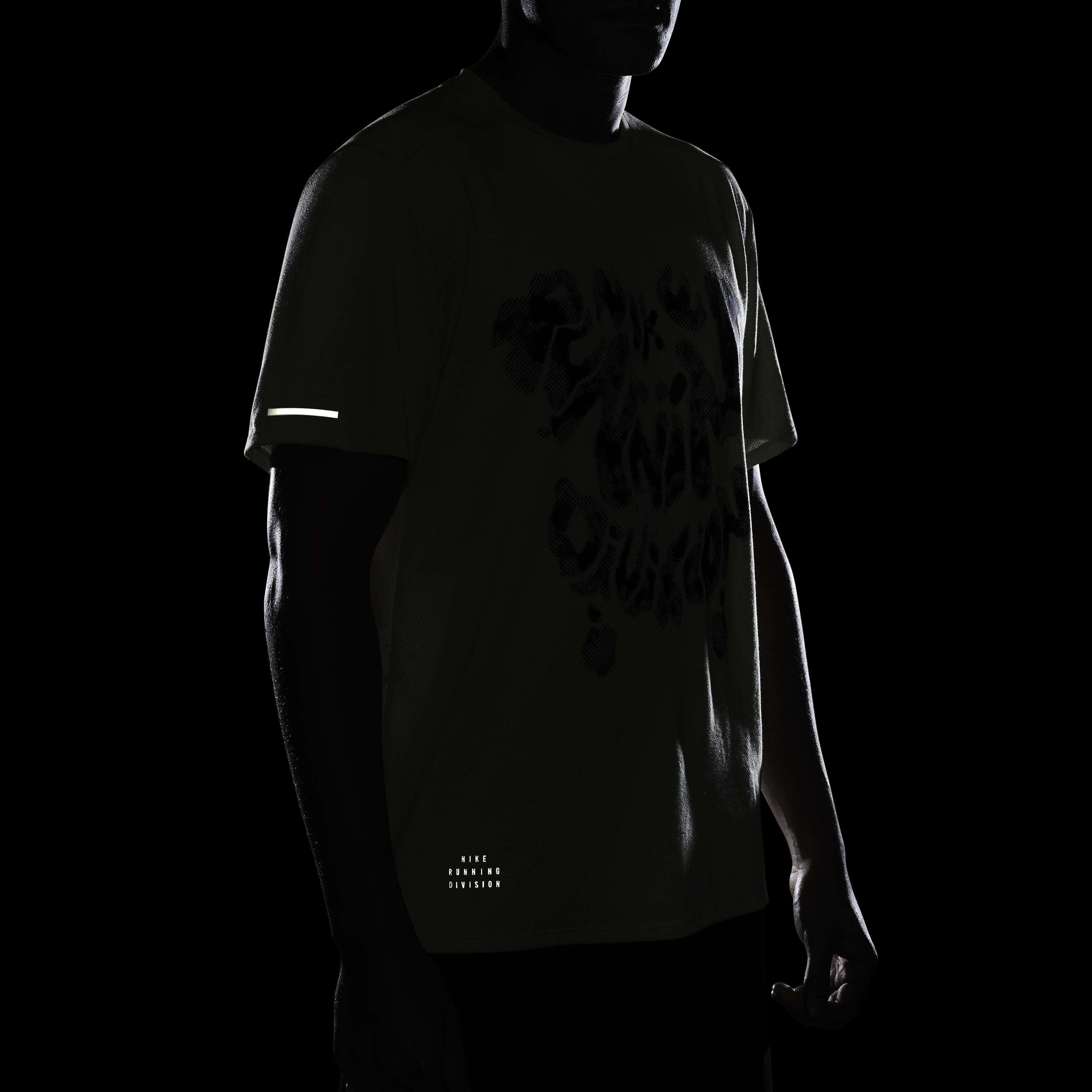 Nike Rise 365 Running Division image number 6