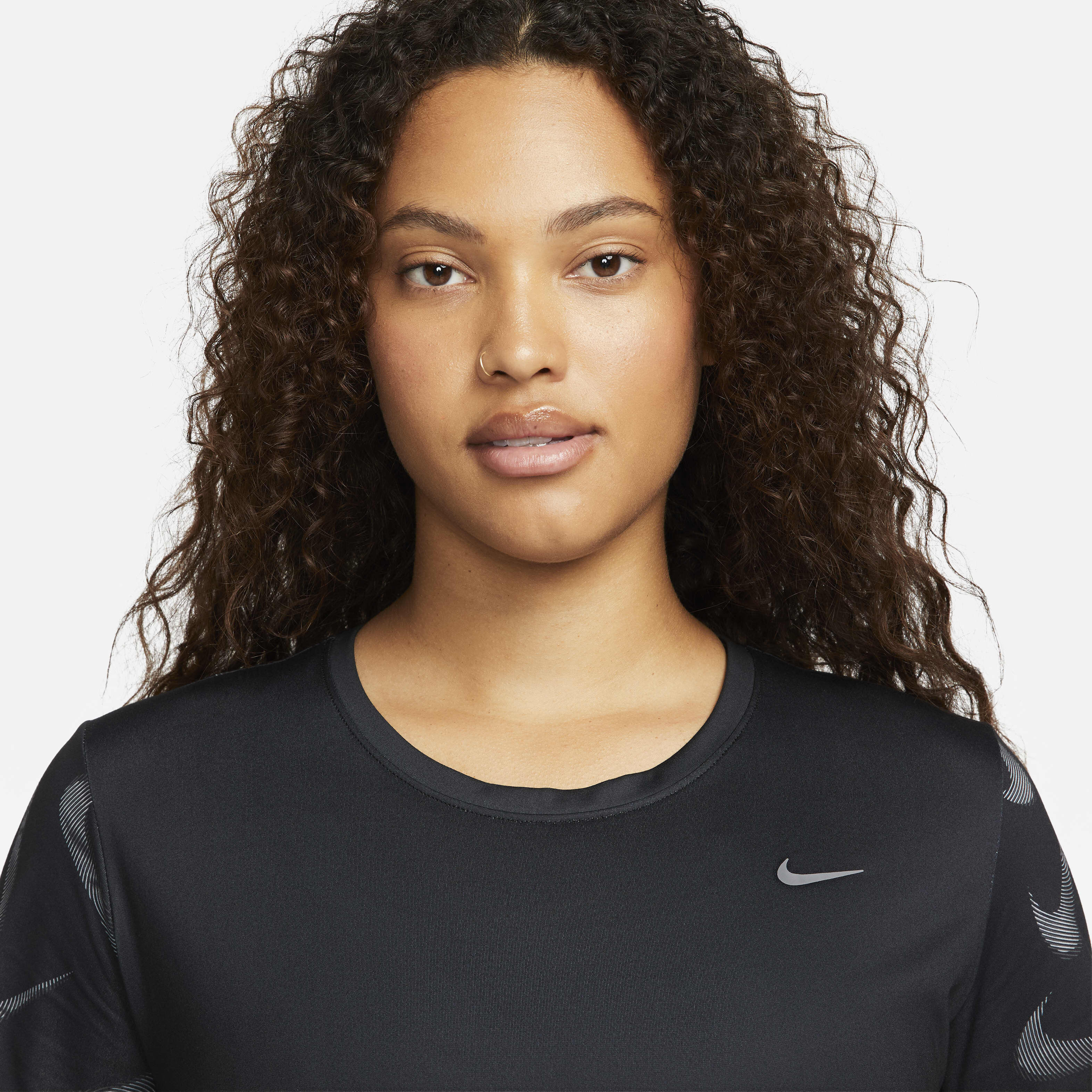 Nike Dri-FIT Swoosh image number 2