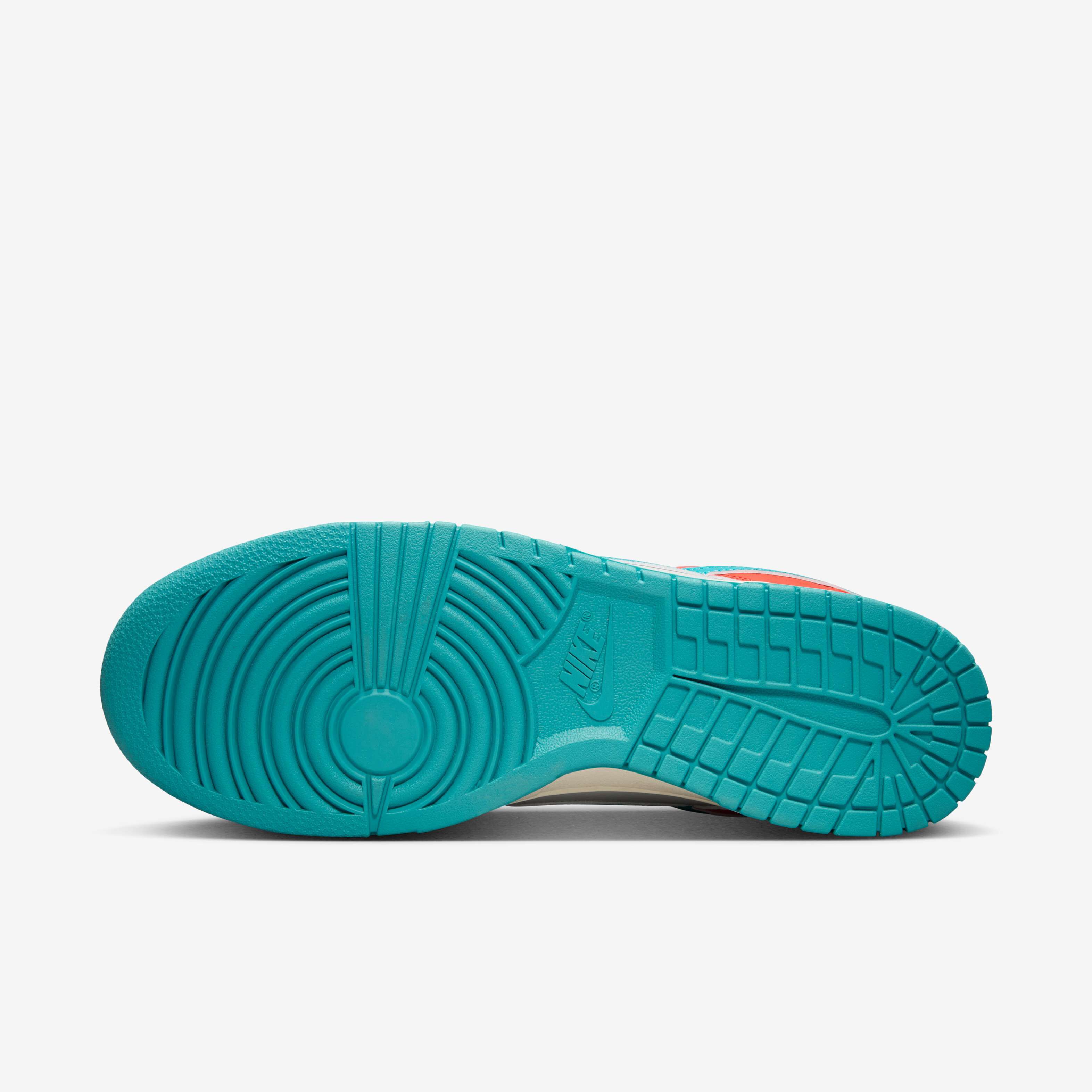 نايكي دانك لو ريترو image number 1