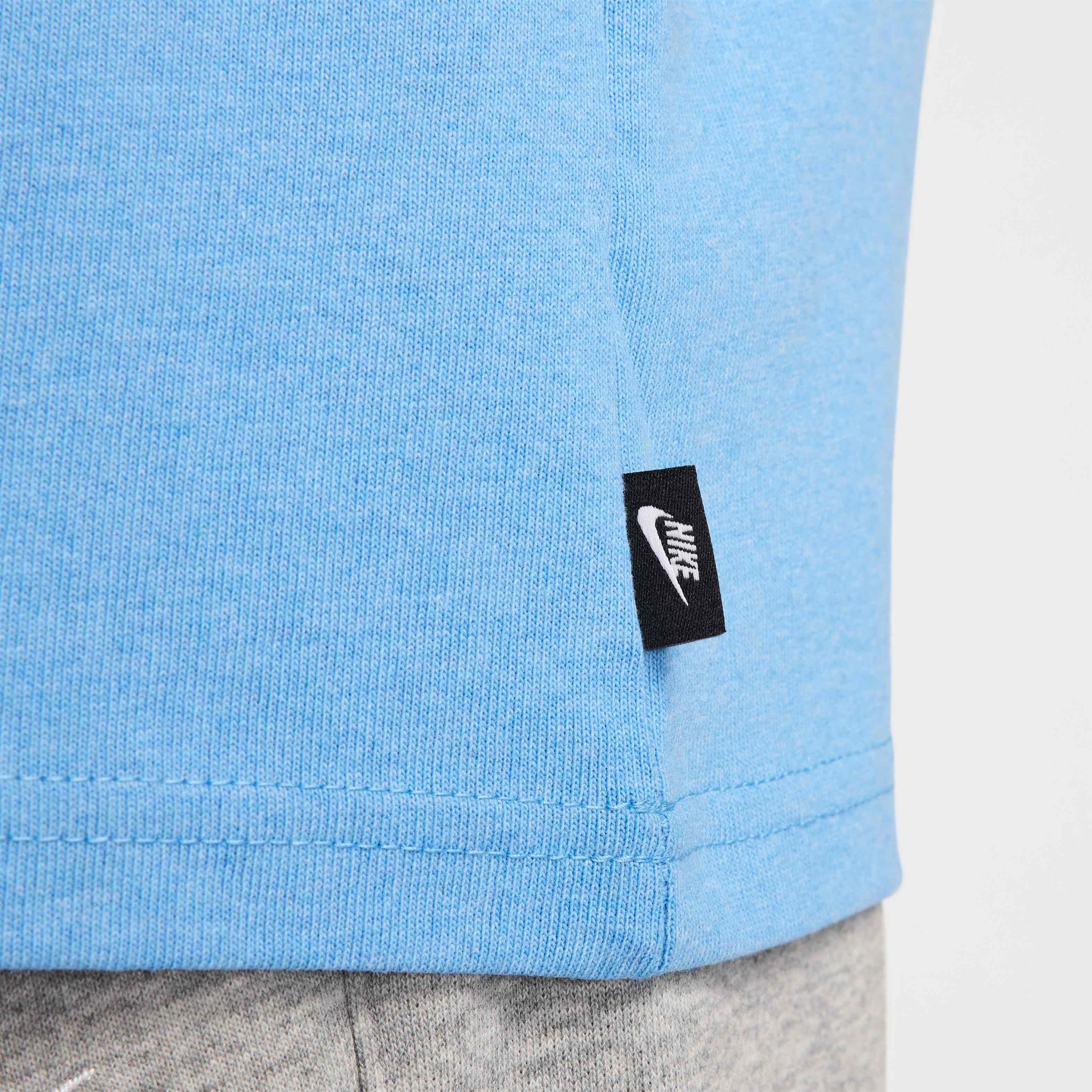 Nike Sportswear Premium Essentials image number 4