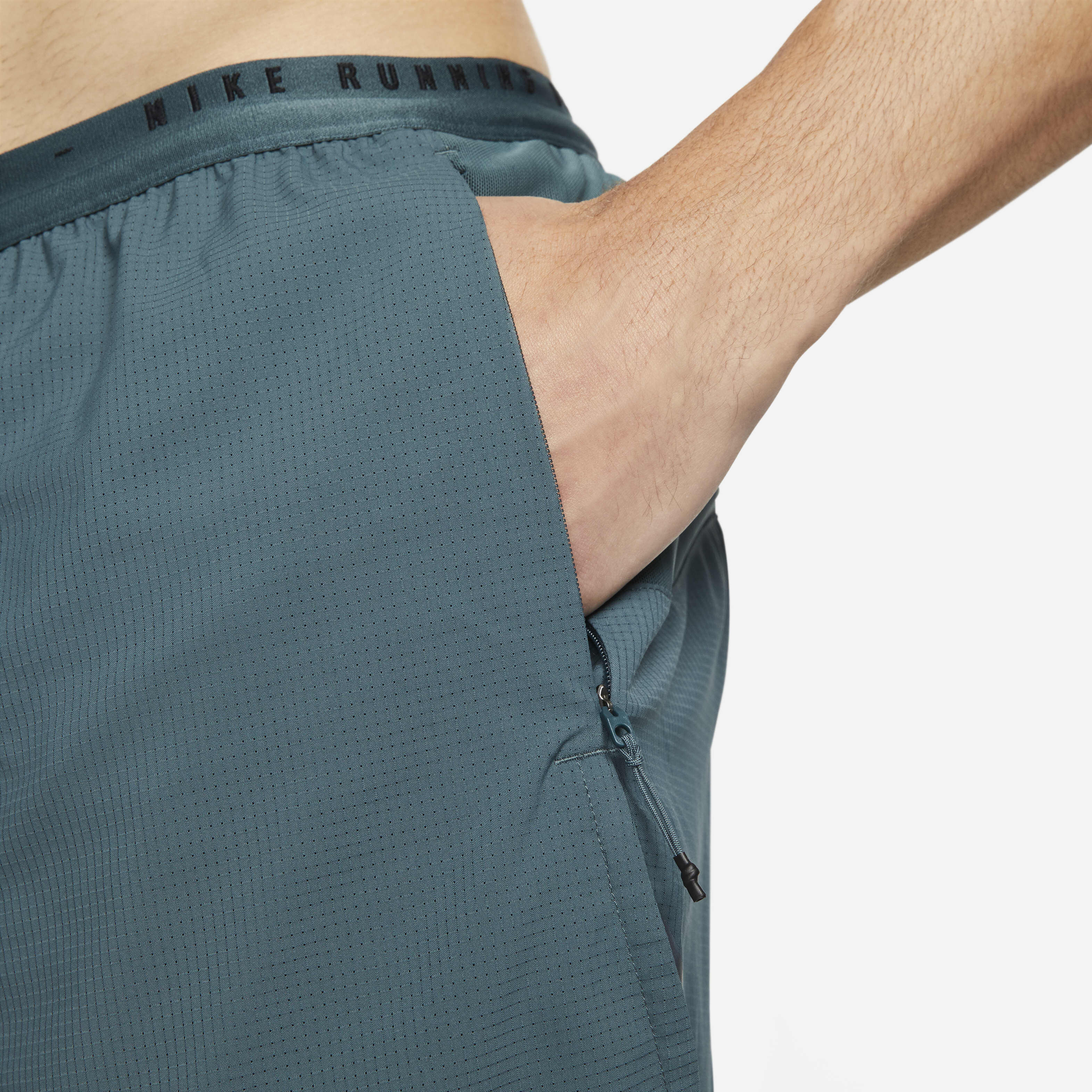 Nike Dri-FIT ADV Run Division image number 3