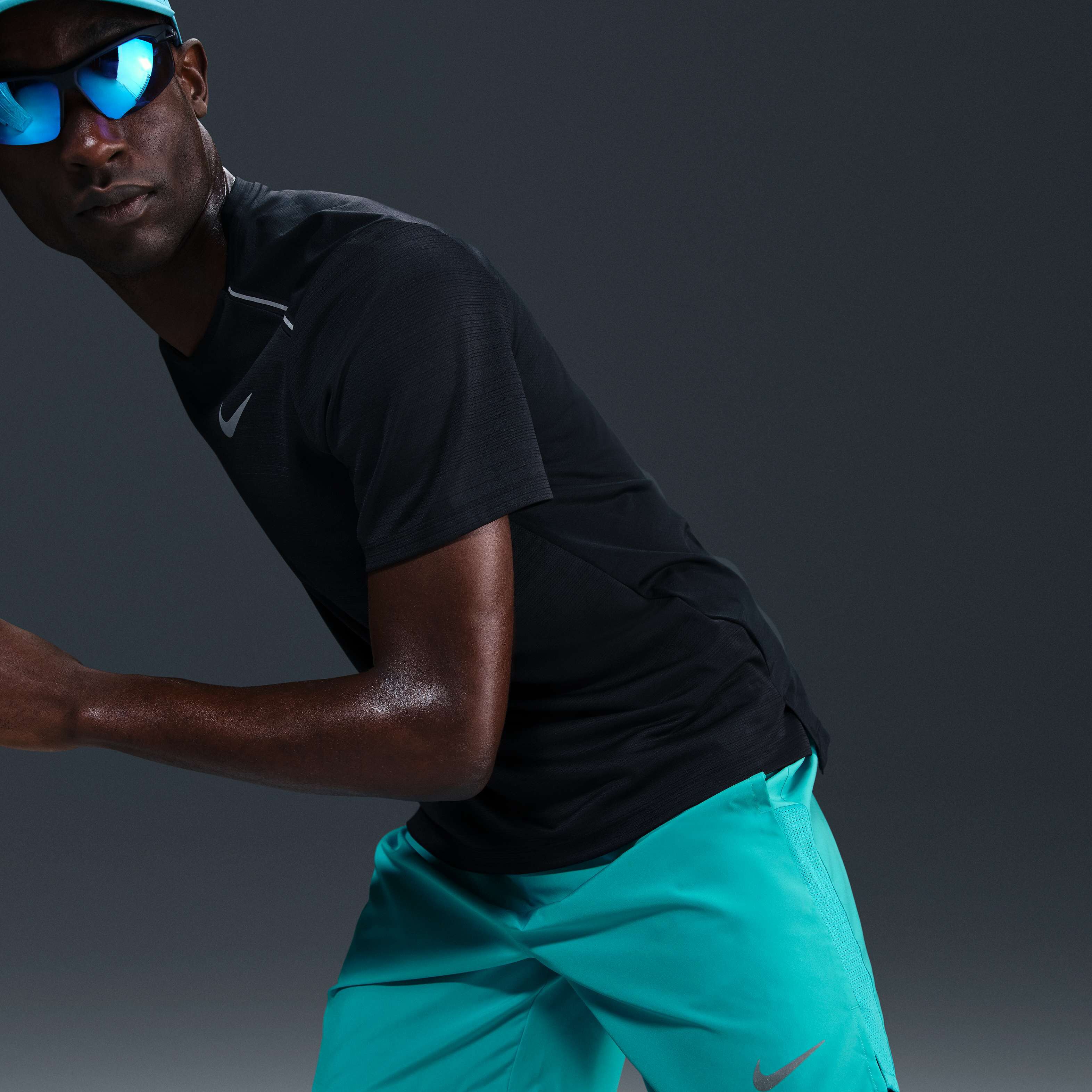 نايكي تشالنجر image number 4