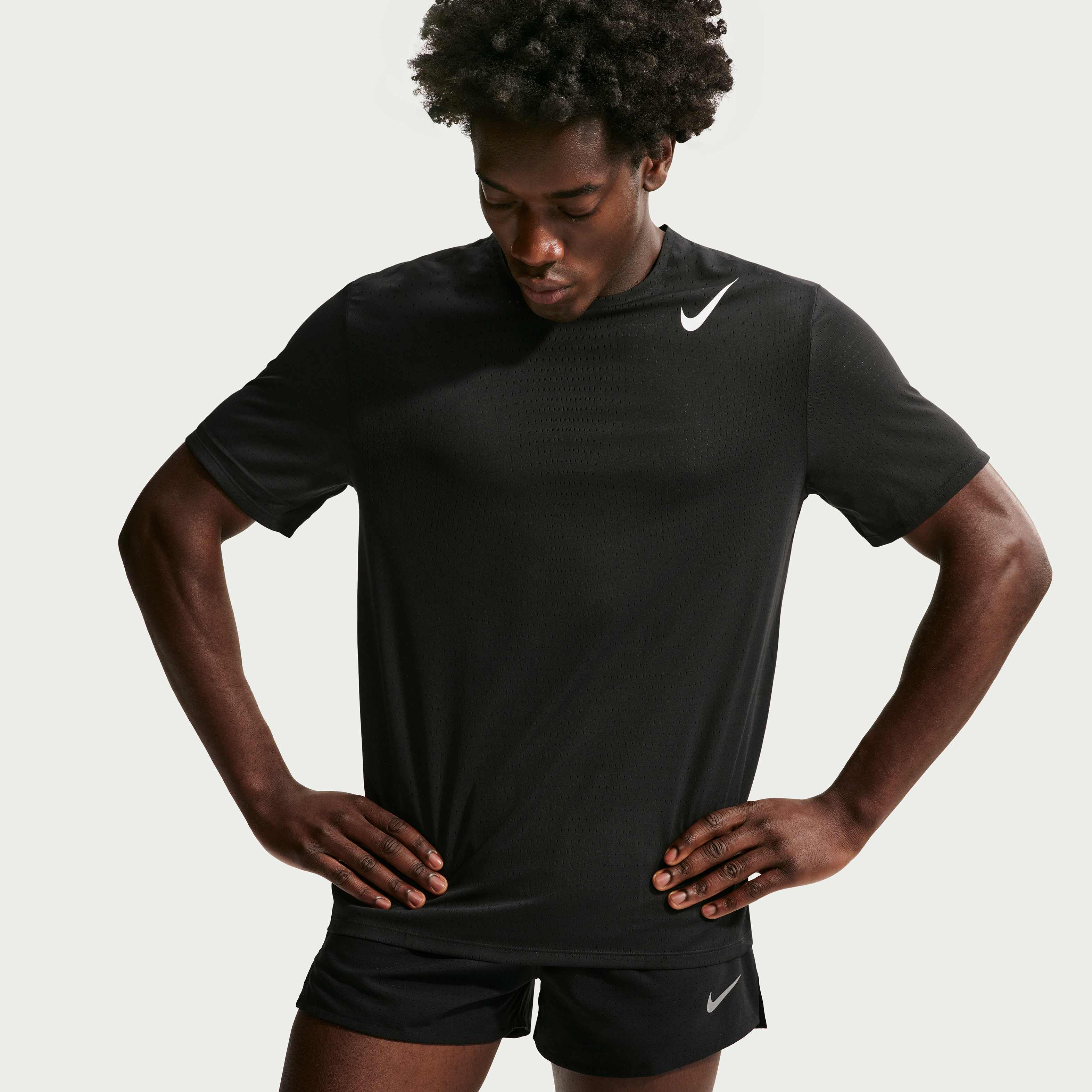 Nike AeroSwift image number 0