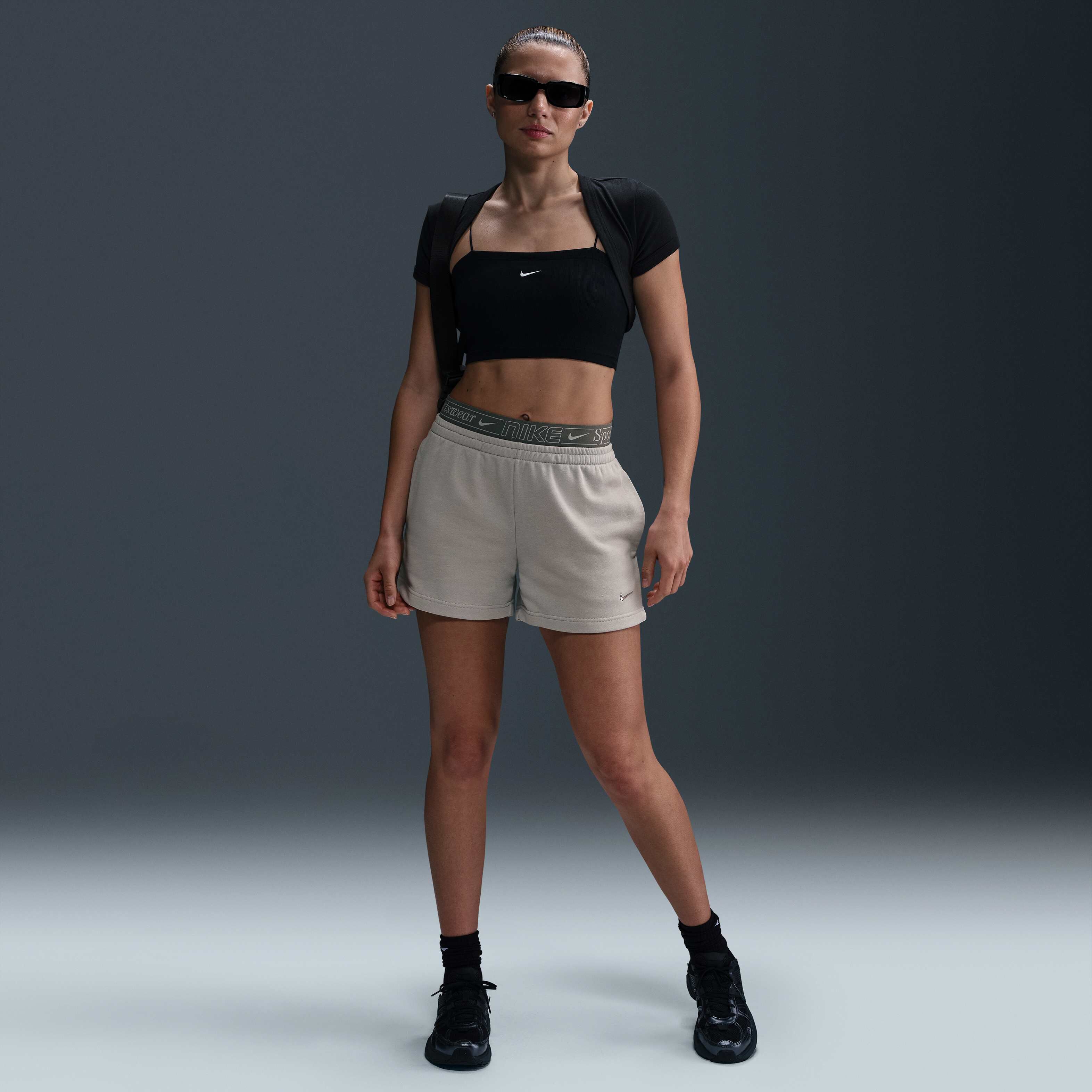 ناييك سبورتسوير تشيل تيري image number 0