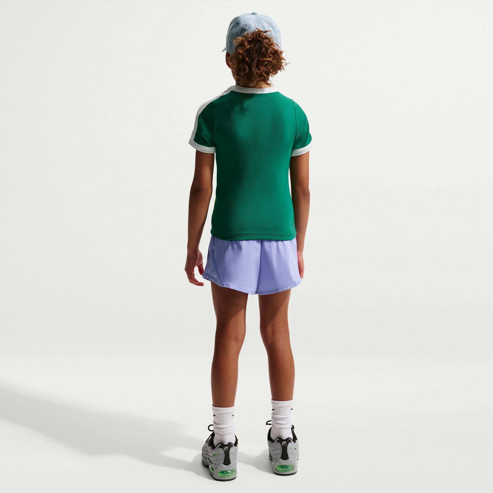 Zoom image