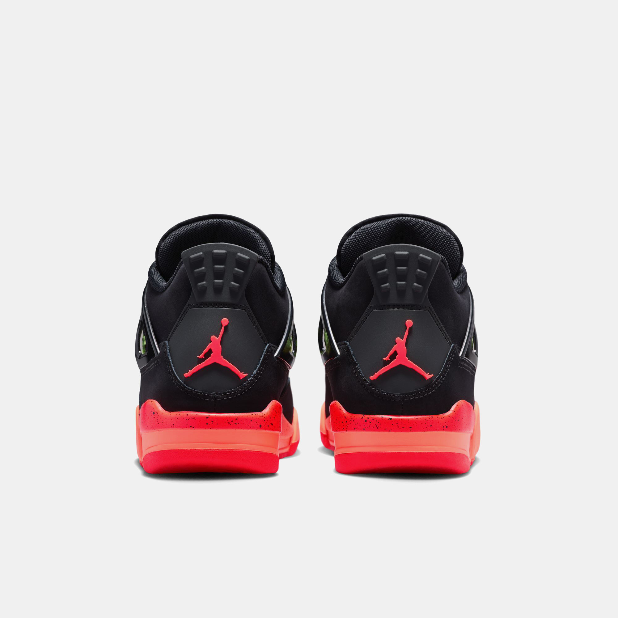 Air Jordan 4 Retro image number 1