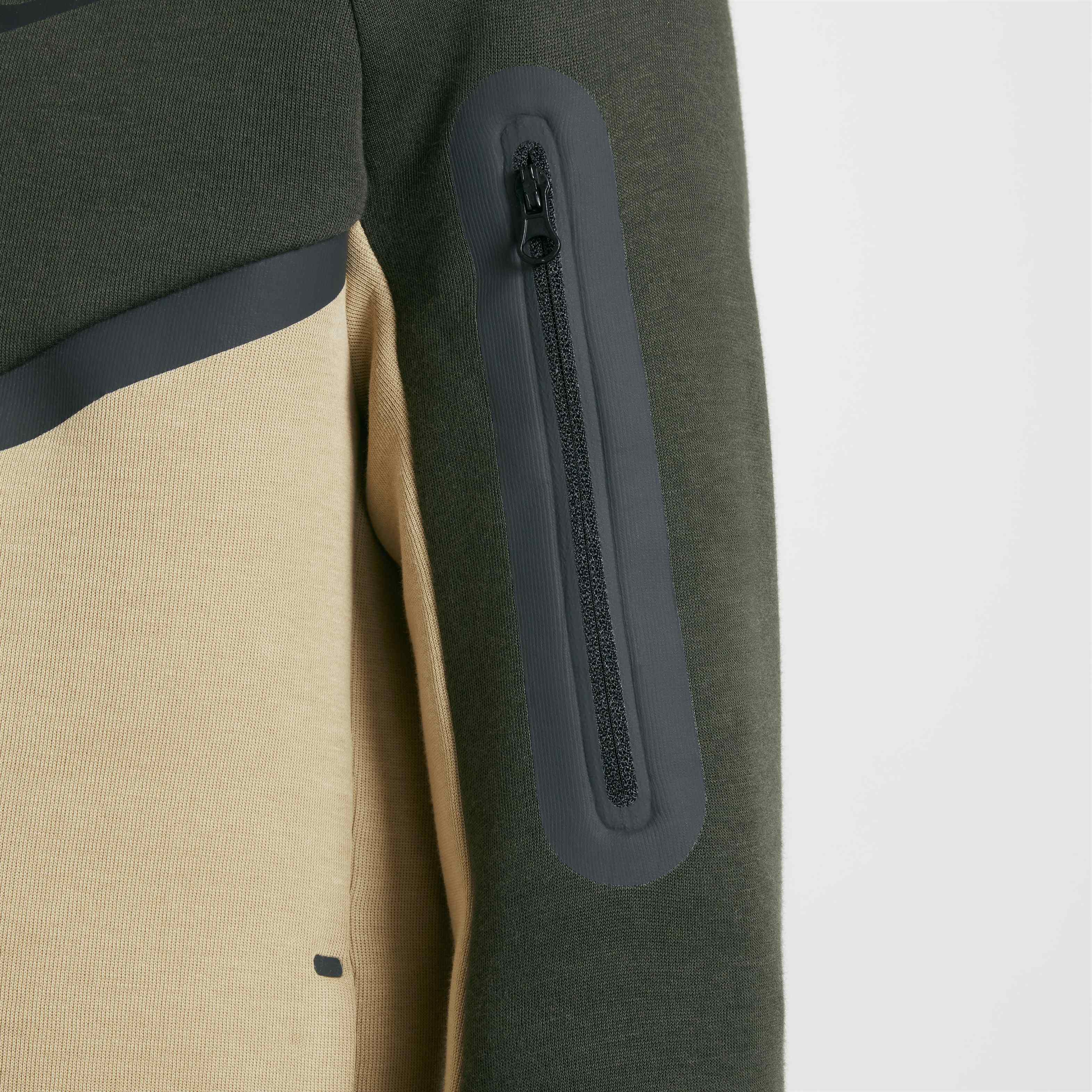 Nike Sportswear Tech Fleece image number 5