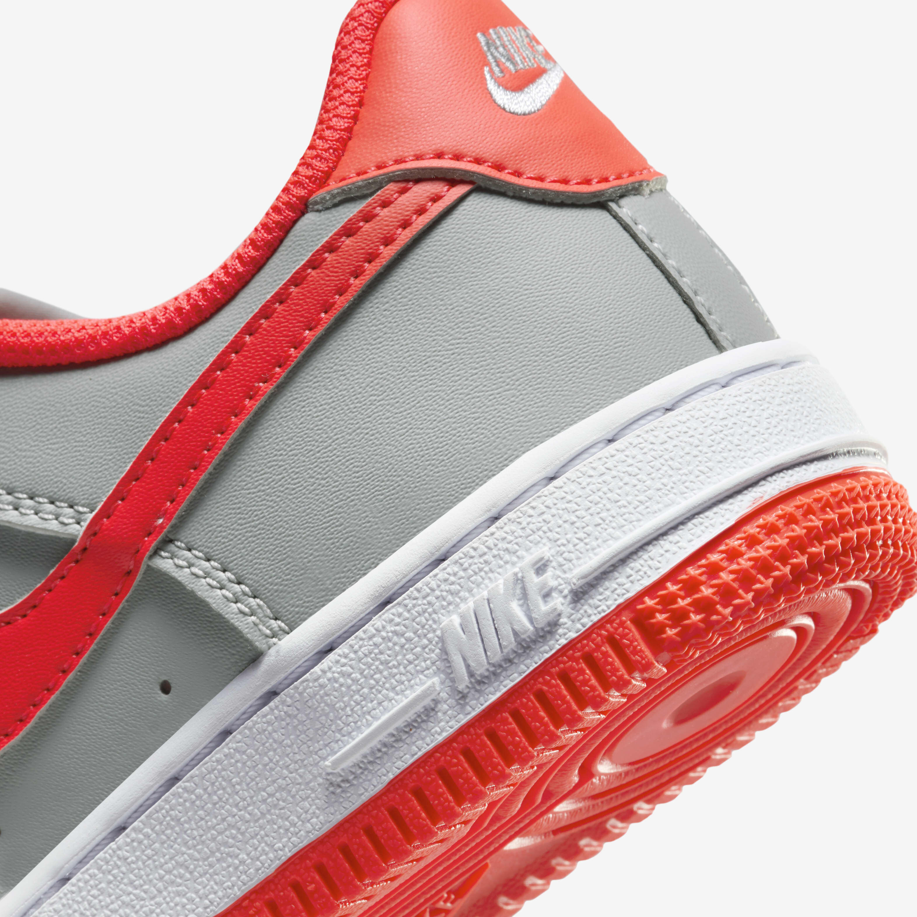 Nike Force 1 image number 7