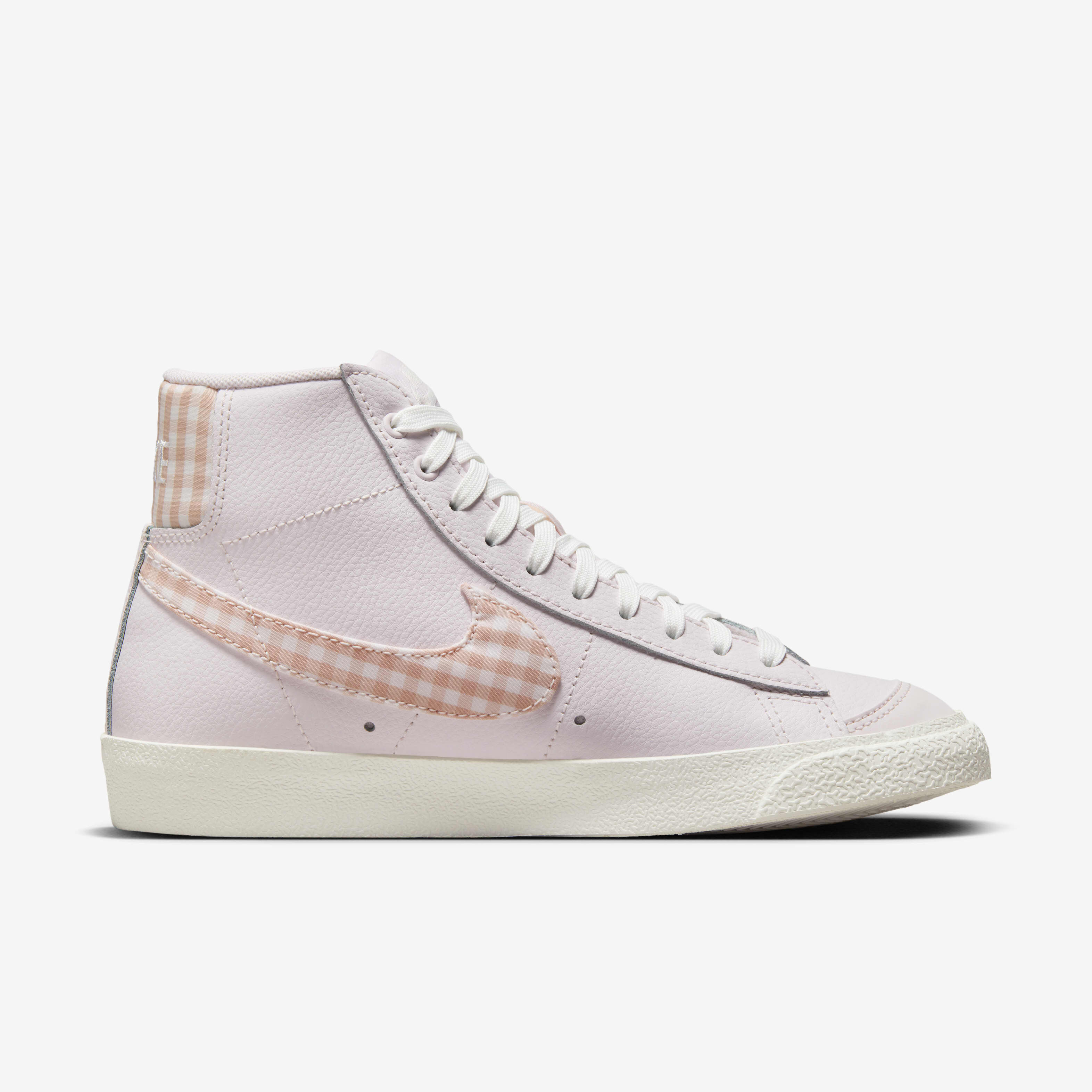 Nike Blazer Mid '77 image number 2