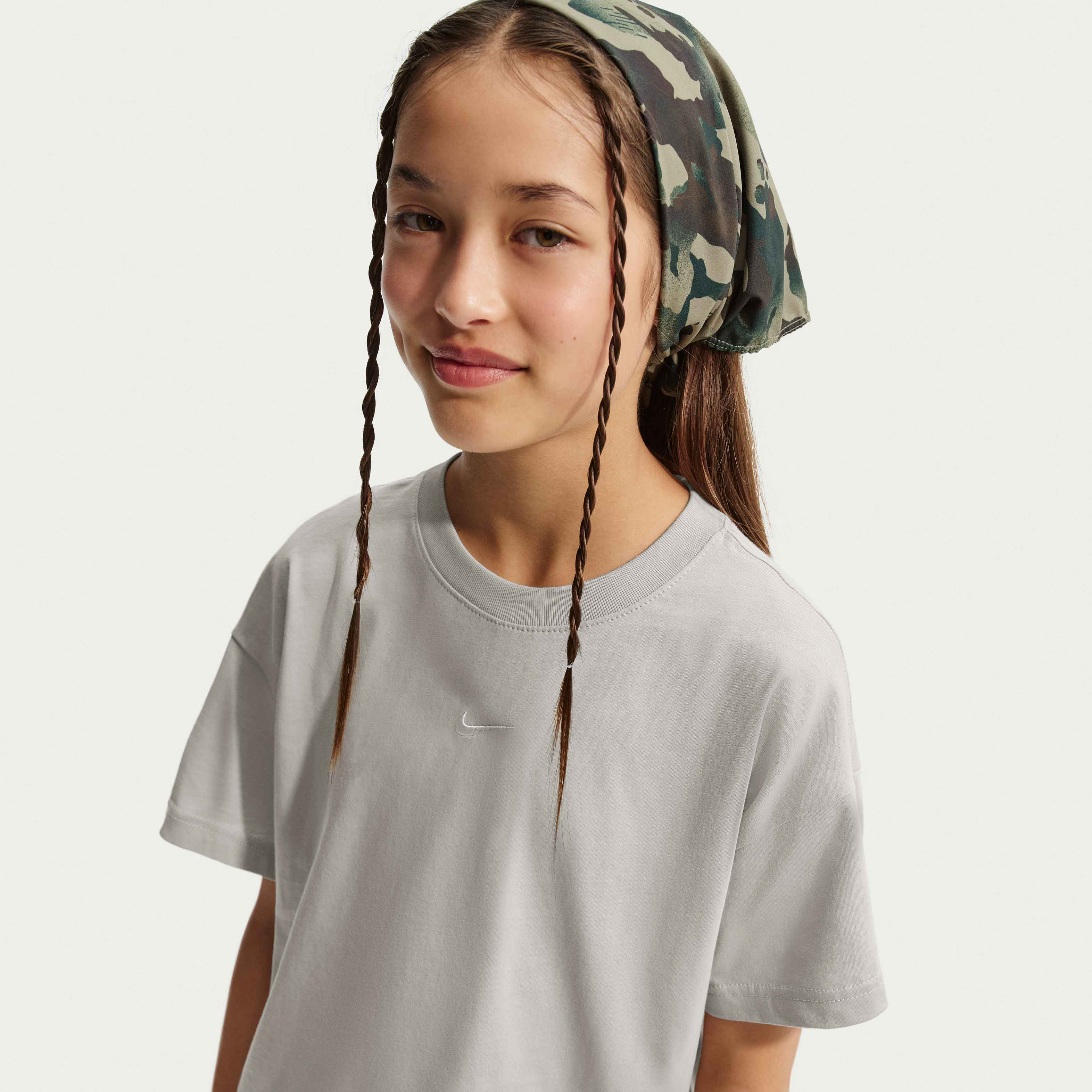 Nike Sportswear Essential image number 0