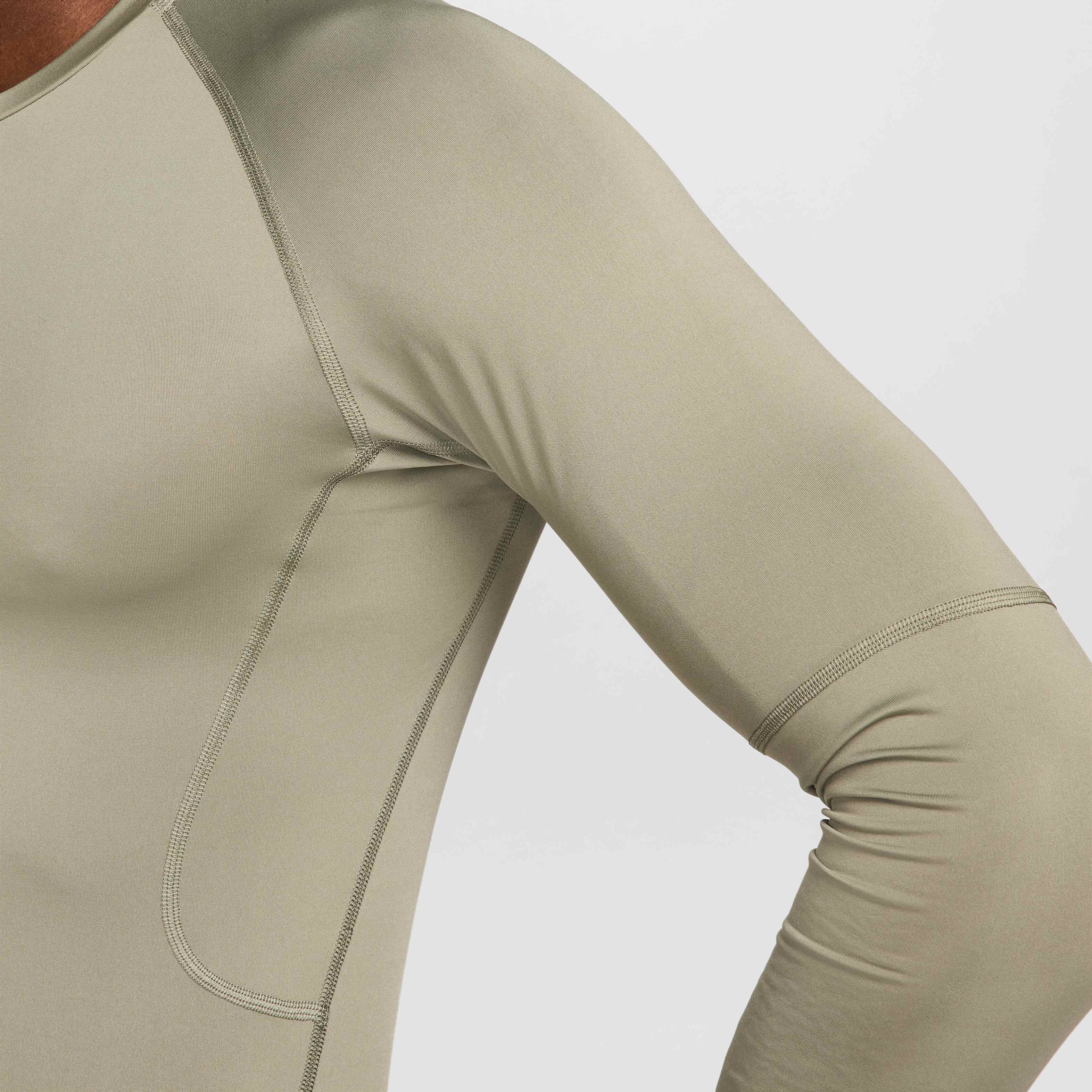 نايكي برو image number 3