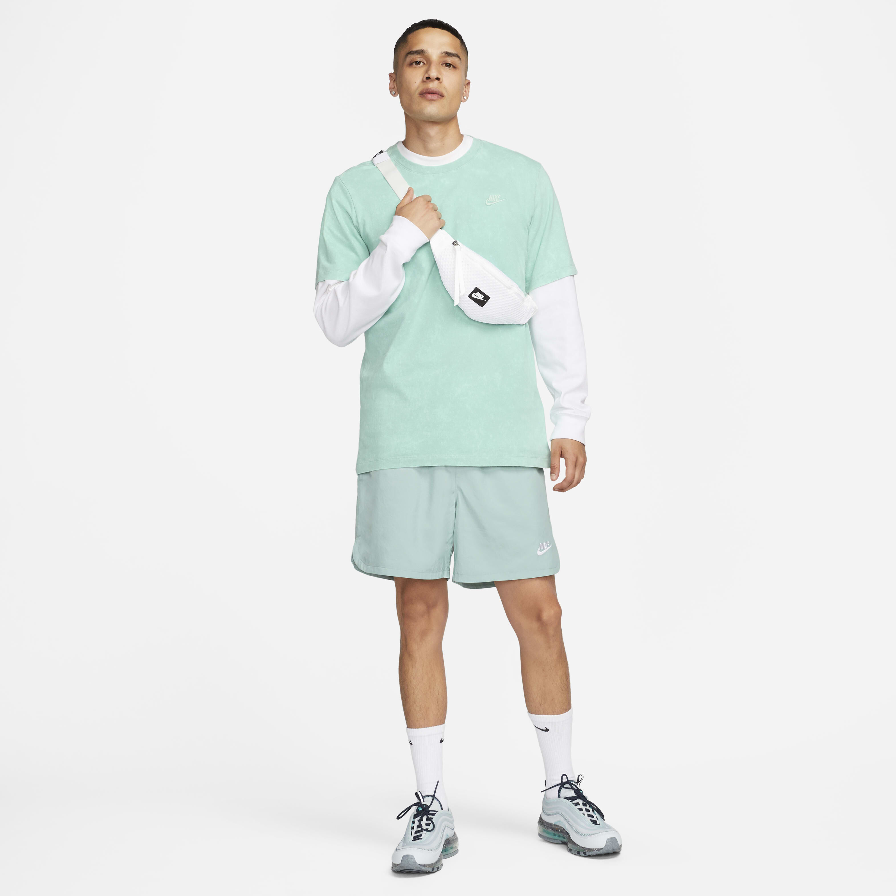 Nike Sportswear Club image number 4