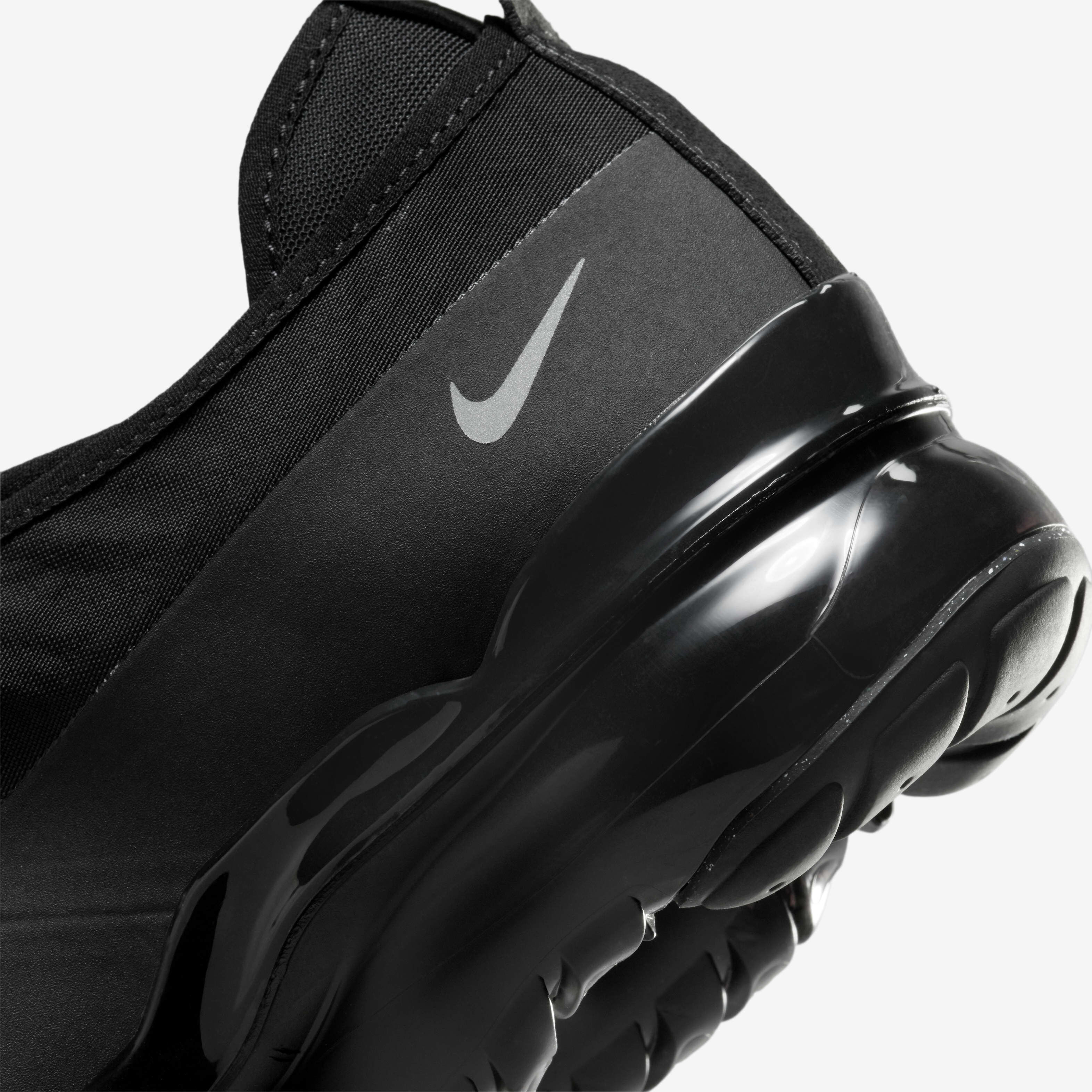 Nike Air VaporMax Moc Roam image number 7