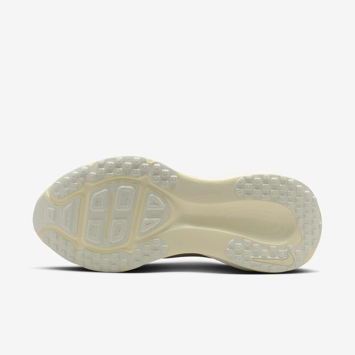 نايكي فوميرو 18 image number 1 نايكي فوميرو 18 image number 1