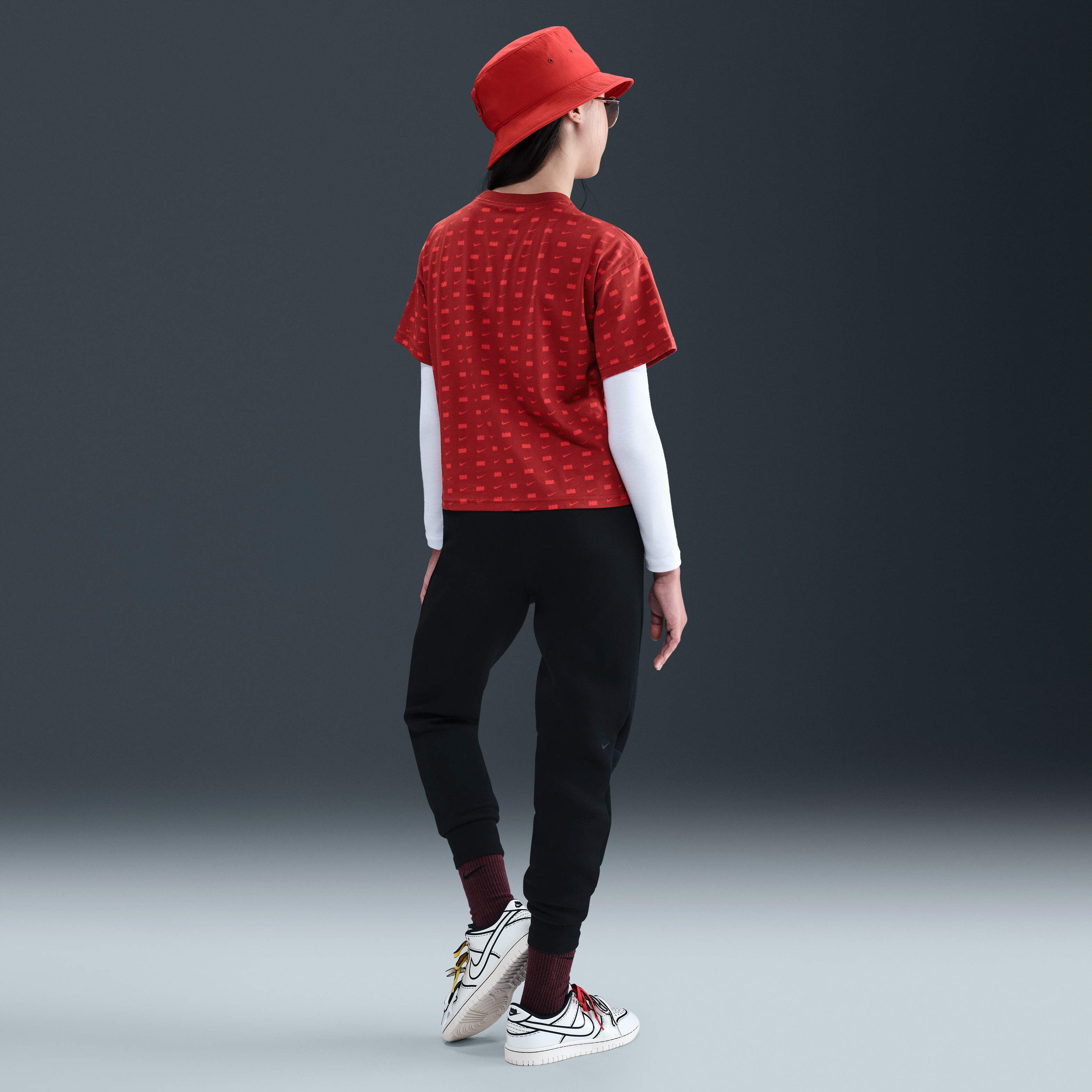 تشكيلة نايكي وليغو image number 4